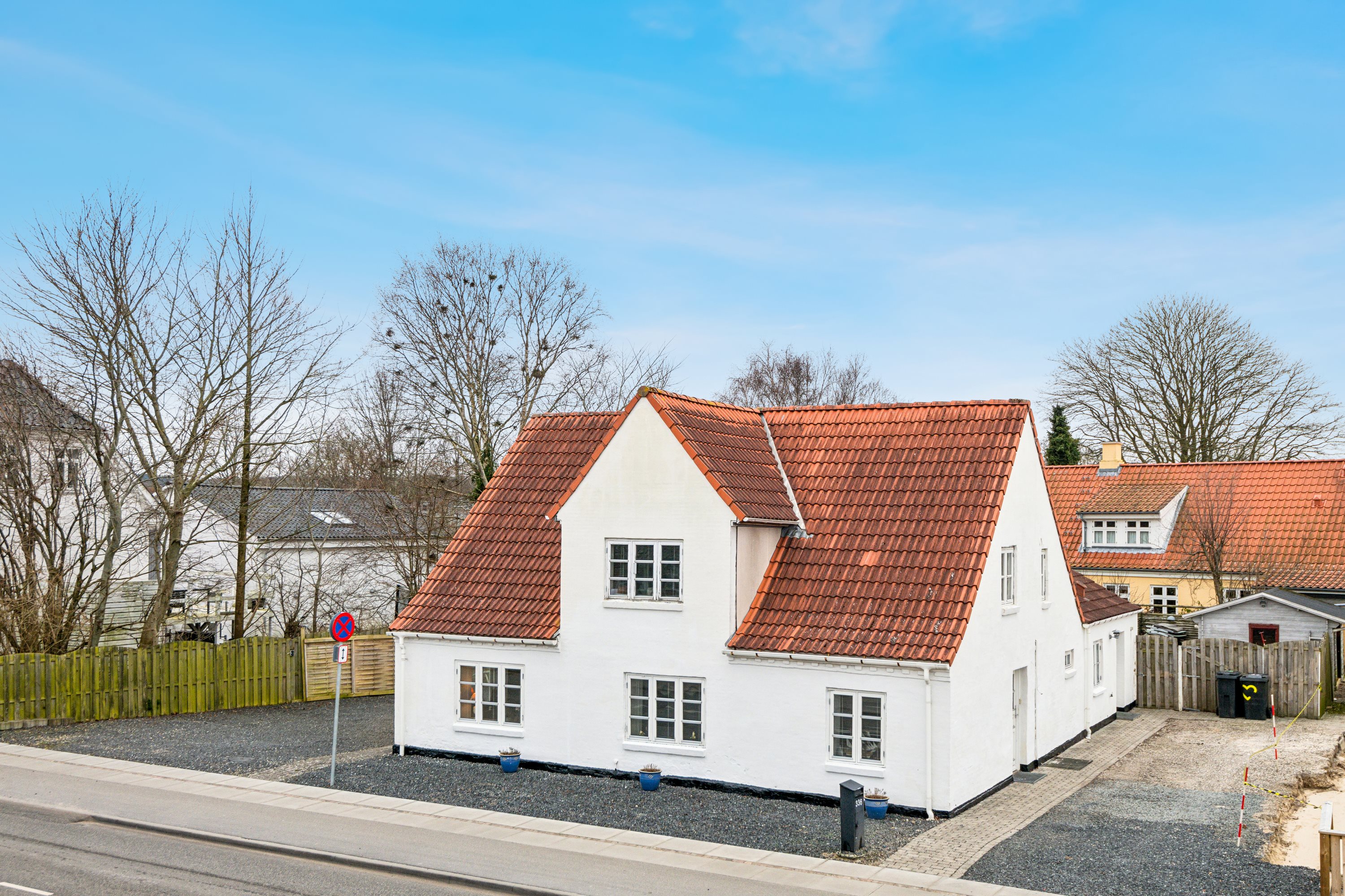 Villa: Ejendom 1 på Hadsundvej 336, 9260 Gistrup