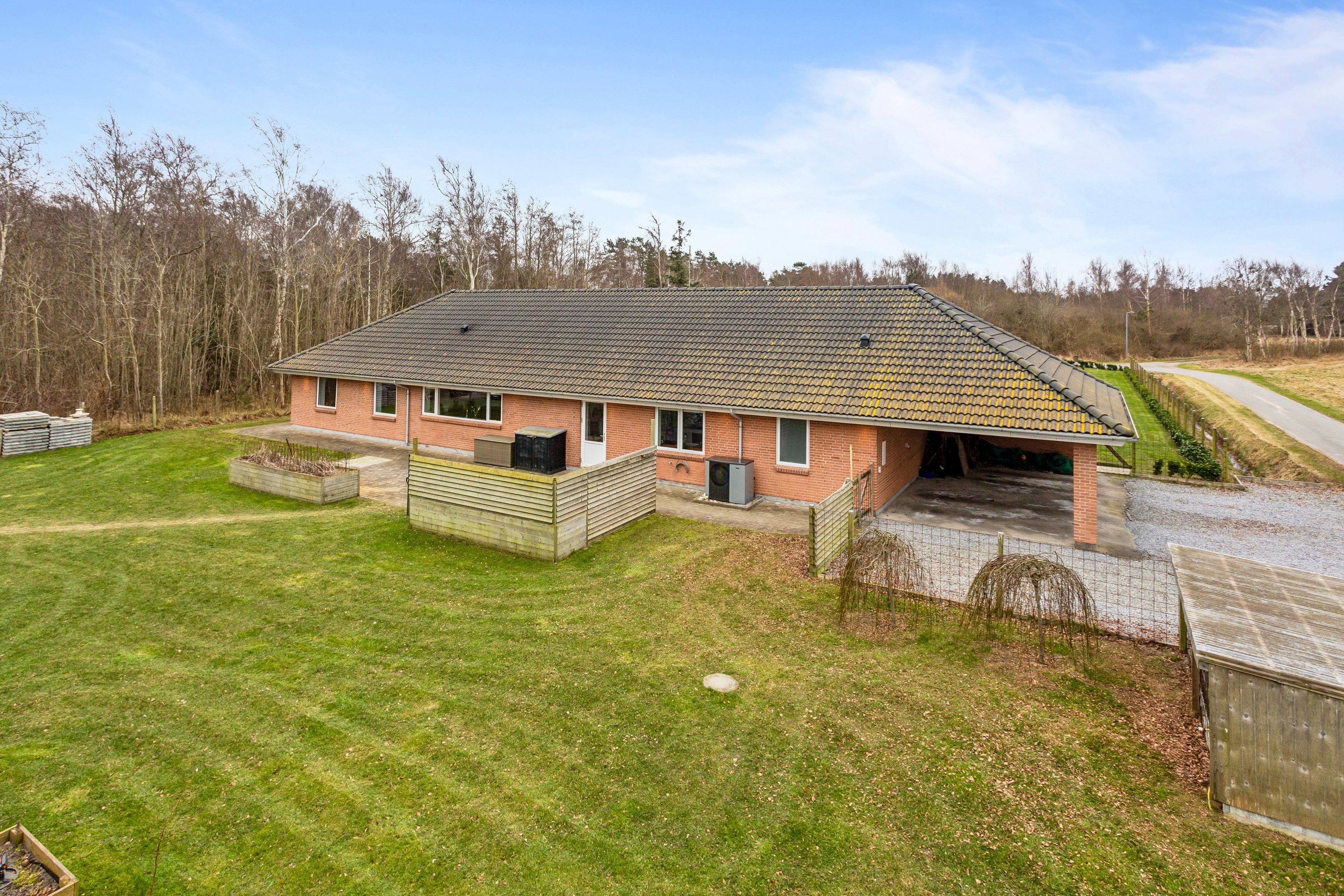 Miniaturebillede 2: ejendom 1. Billede af Holmbækvejen 8, Vesterø Havn, 9940 Læsø