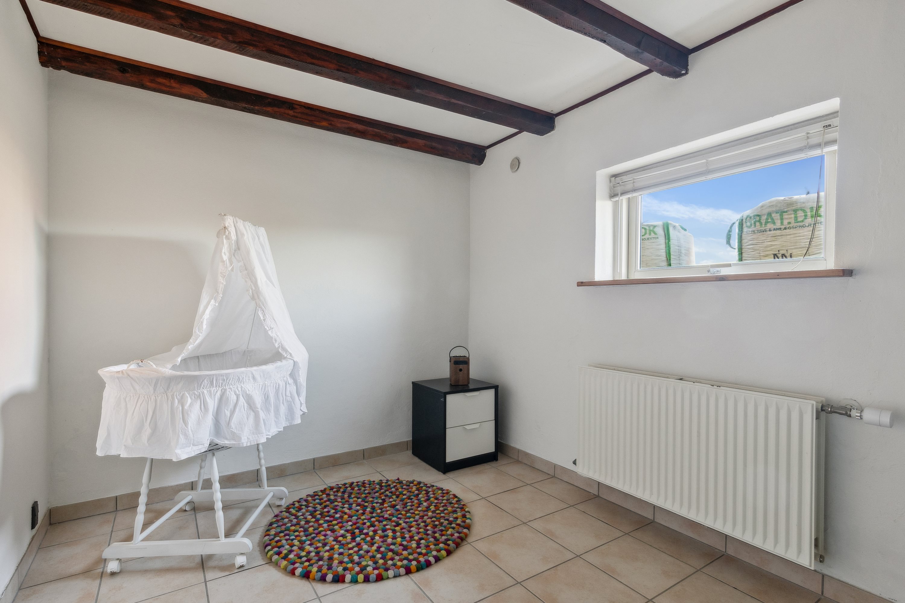 Fremhævet disponibelt rum billede i fuldskærmstilstand. Billede af Hovedgårdvej 2, 8732 Hovedgård