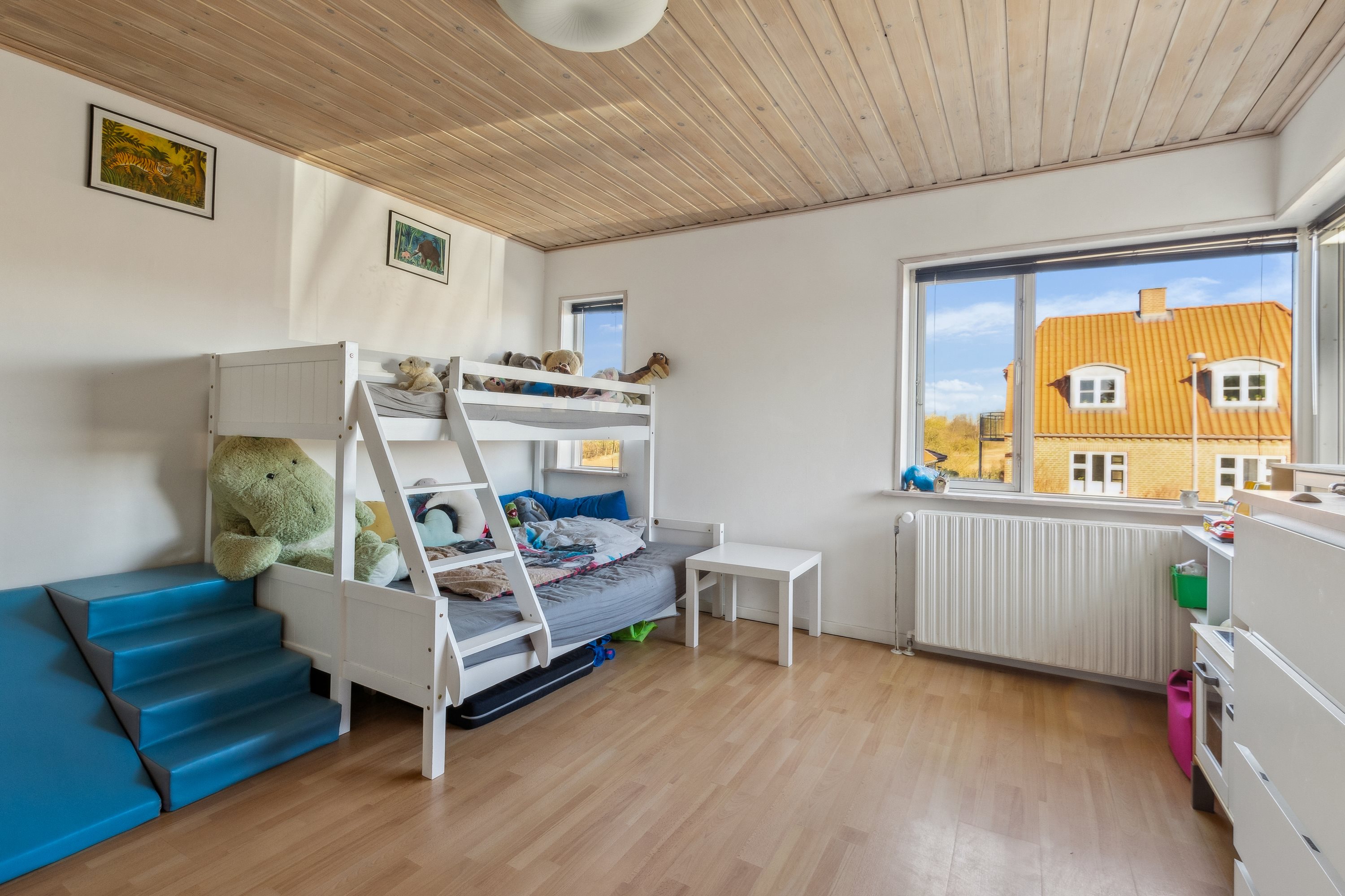 Fremhævet værelse/spisestue billede i fuldskærmstilstand. Billede af Hovedgårdvej 2, 8732 Hovedgård