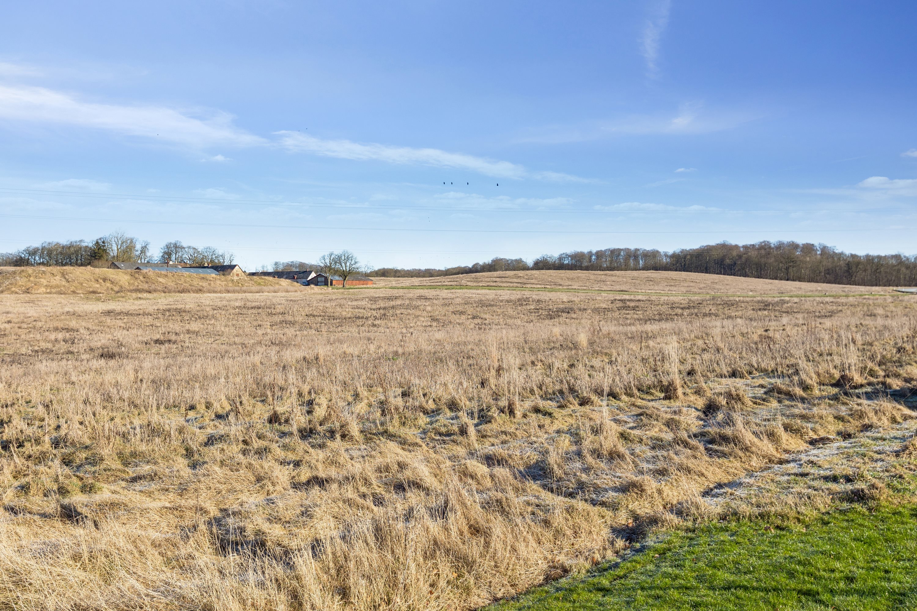 Fremhævet udsigt billede i fuldskærmstilstand. Billede af Hovedgårdvej 2, 8732 Hovedgård