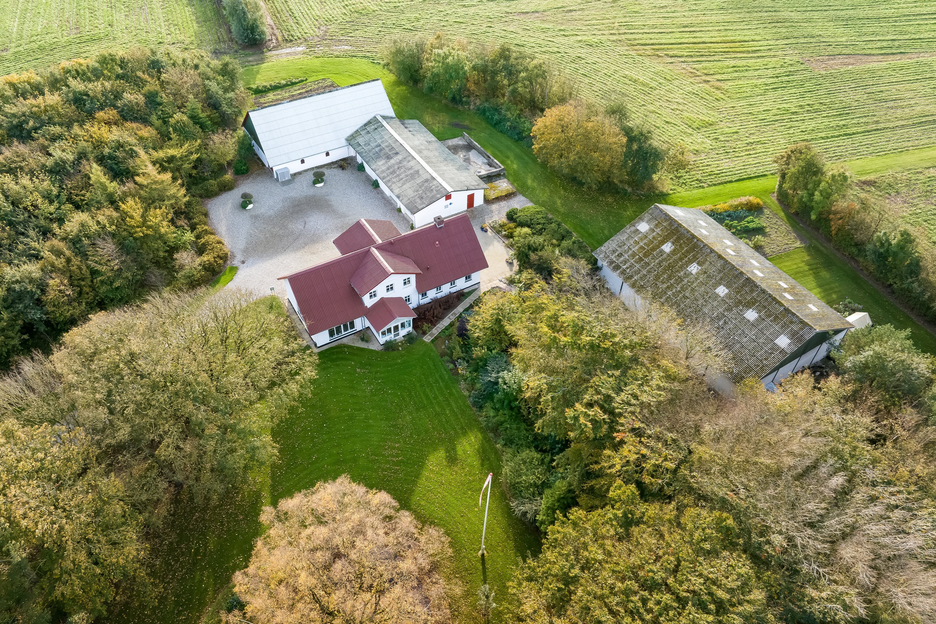 Miniaturebillede 2: . Billede af Munkedalsvej 103, Snarup, 9800 Hjørring