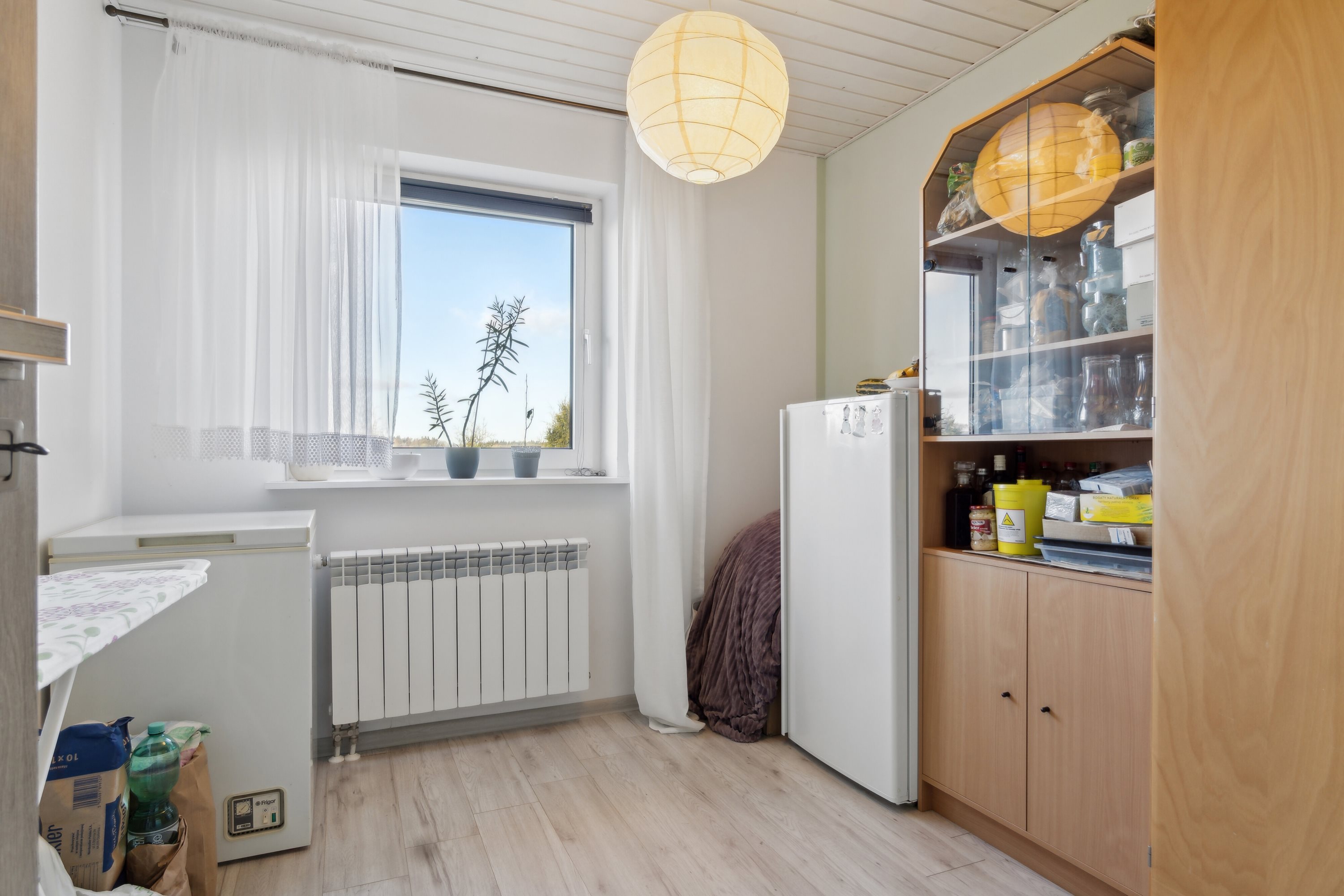 Fremhævet indendørs billede i fuldskærmstilstand. Billede af Lærkevænget 1, Thorsted, 7700 Thisted