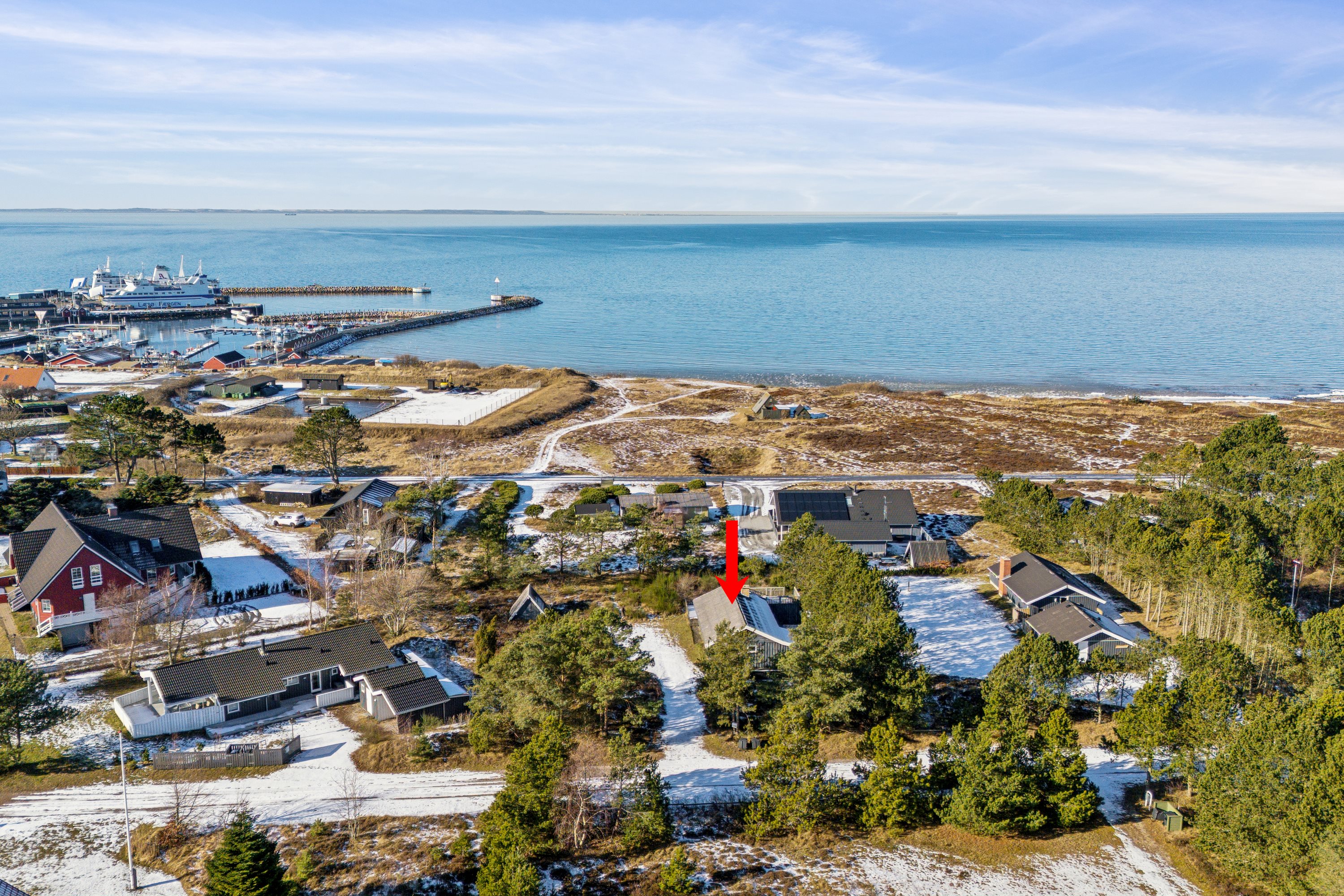 Fremhævet luftfoto billede i fuldskærmstilstand. Billede af Lyngvej 1, Vesterø Havn, 9940 Læsø
