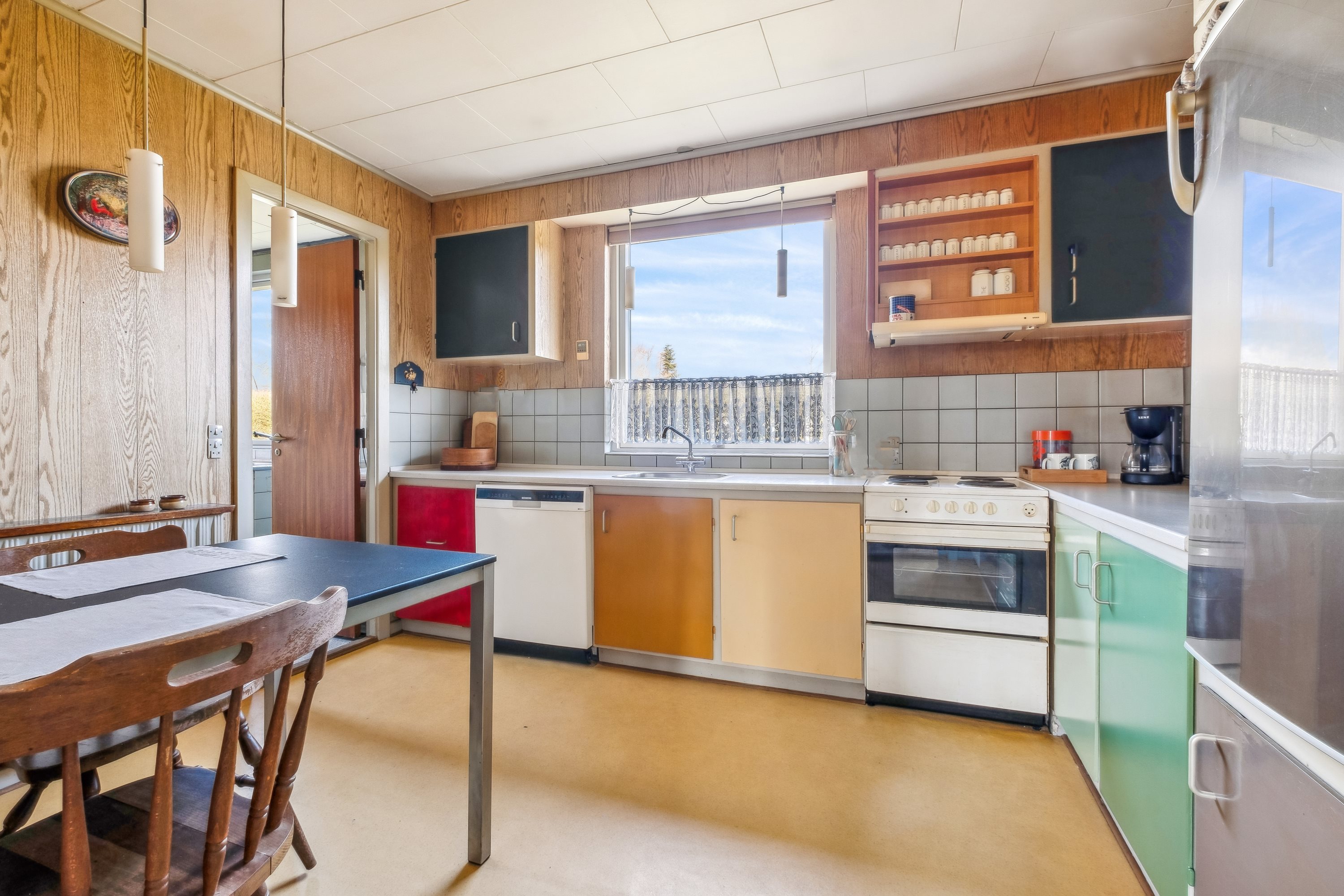 Fremhævet køkken billede i fuldskærmstilstand. Billede af Vestervænget 14, Tvingstrup, 8700 Horsens