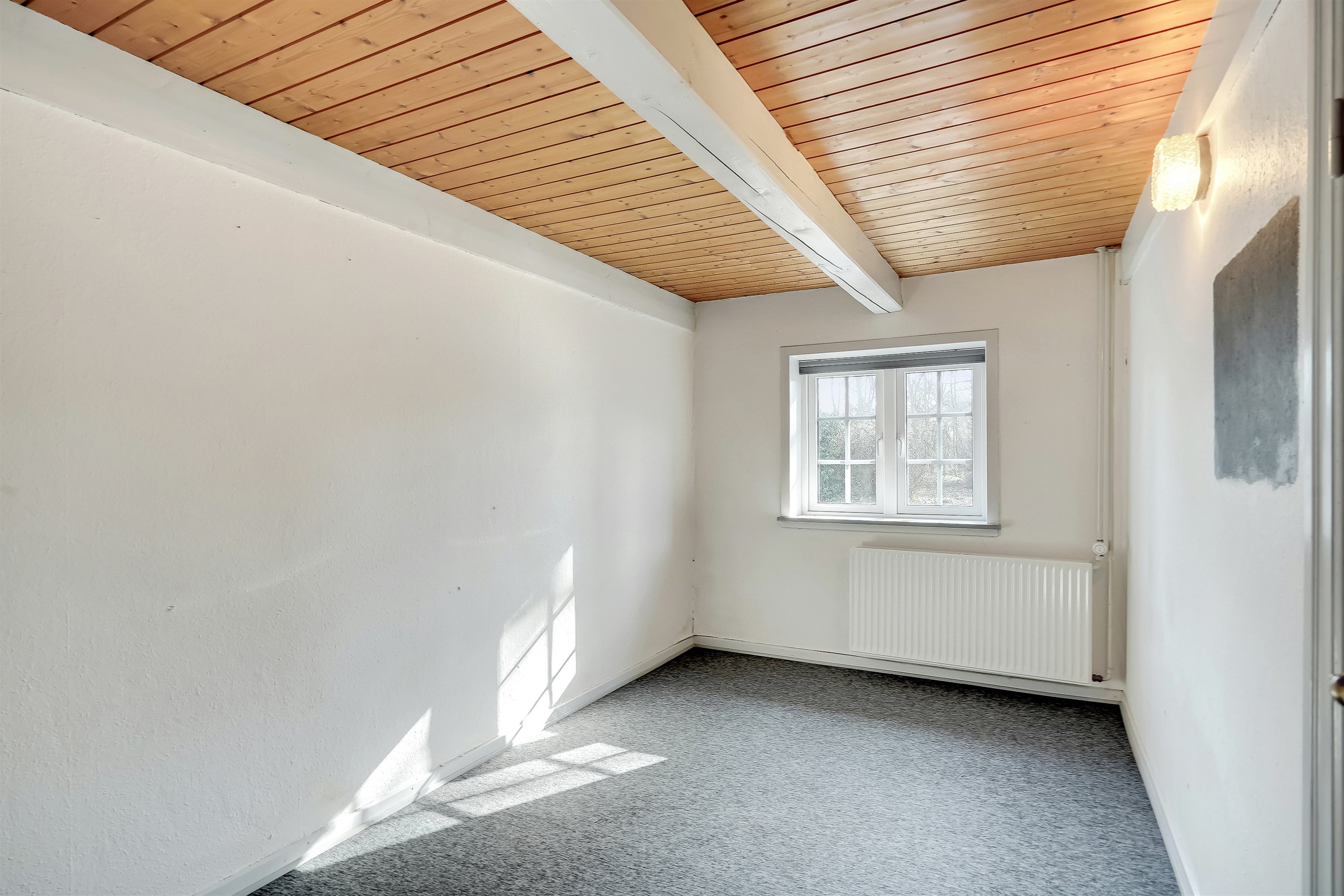 Fremhævet værelse billede i fuldskærmstilstand. Billede af Sadderupvej 12, 6705 Esbjerg Ø