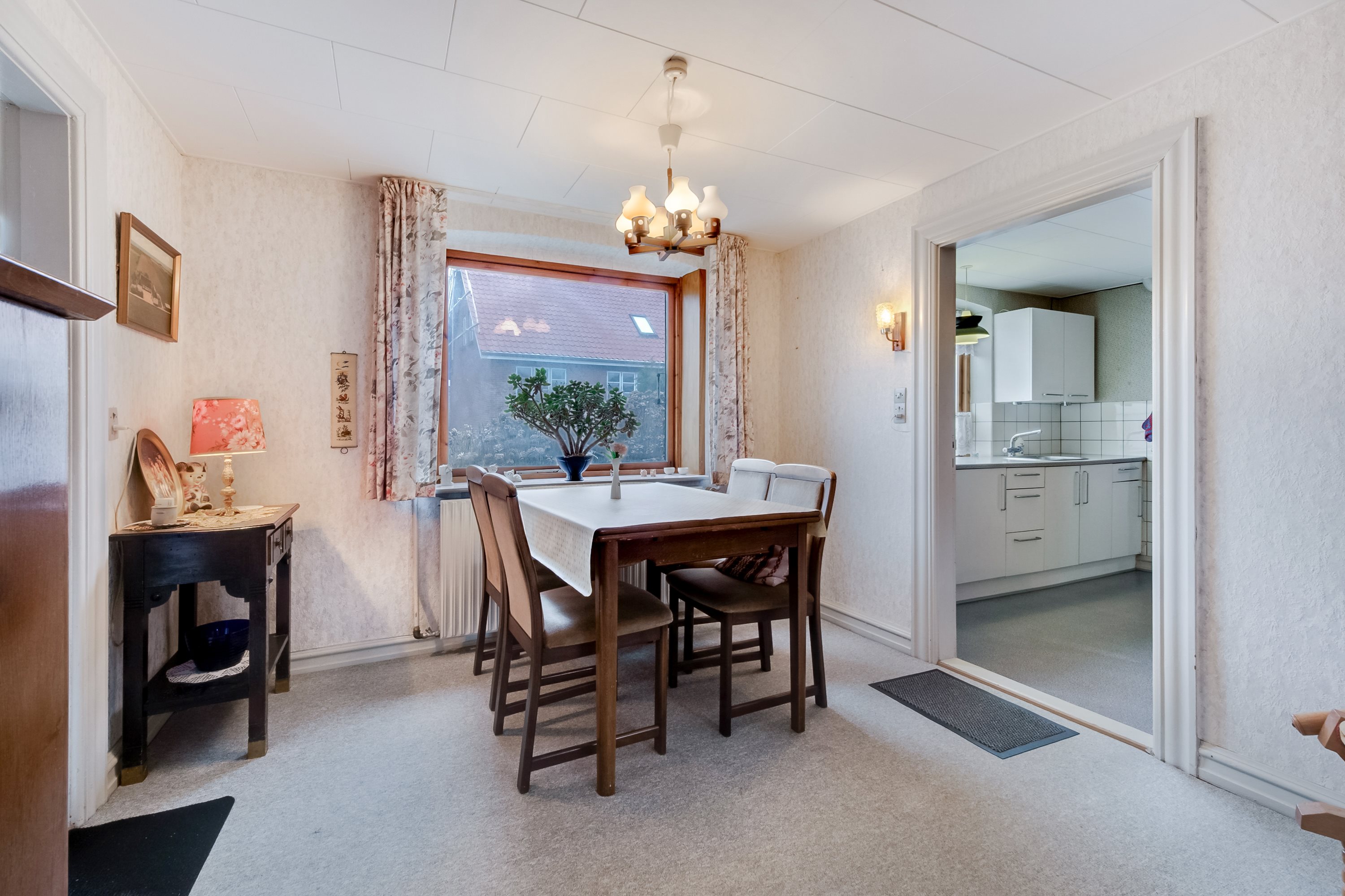 Fremhævet spisestue billede i fuldskærmstilstand. Billede af Kongeballevej 13, 5970 Ærøskøbing