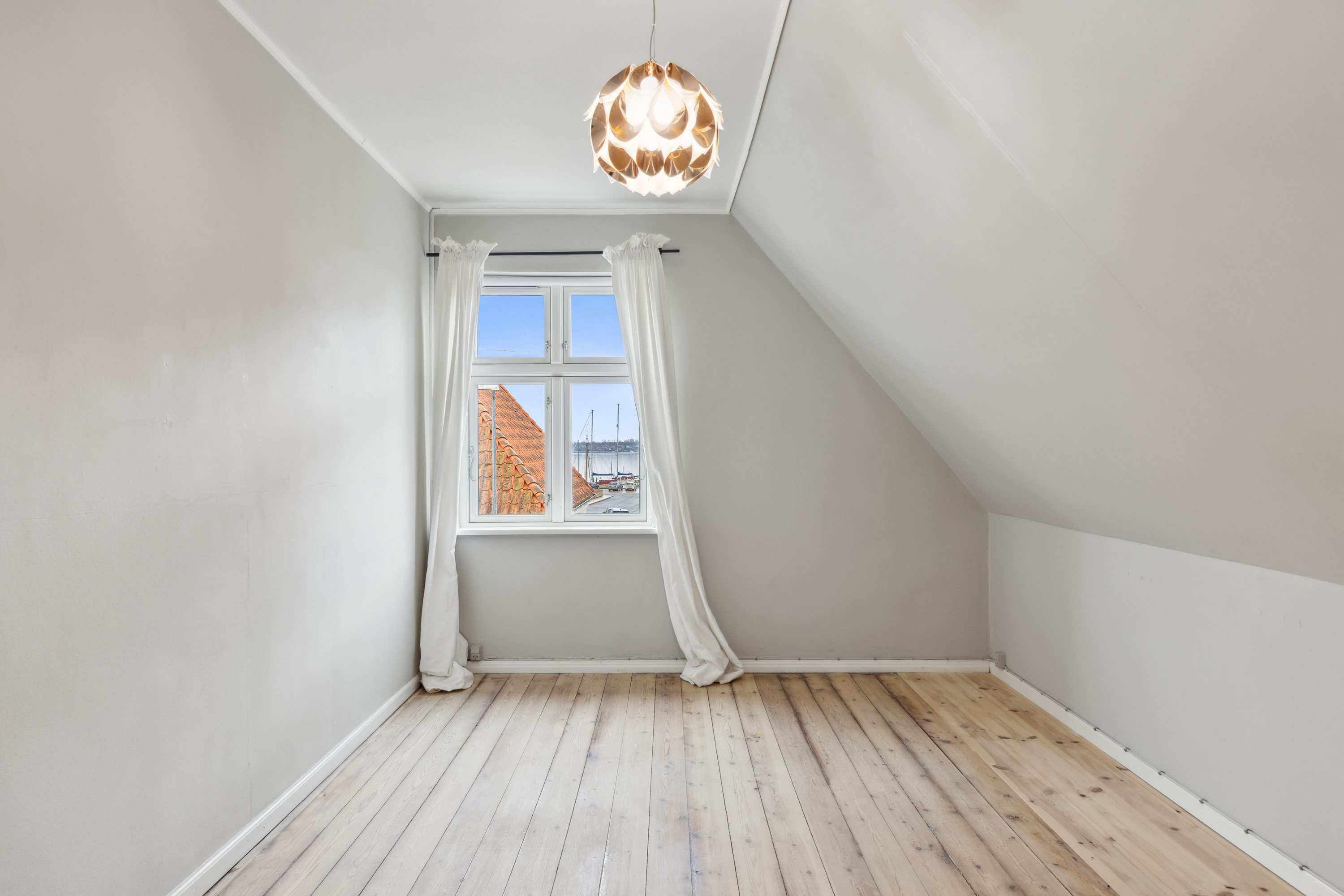 Fremhævet værelse billede i fuldskærmstilstand. Billede af Toldbodgade 1, 6300 Gråsten