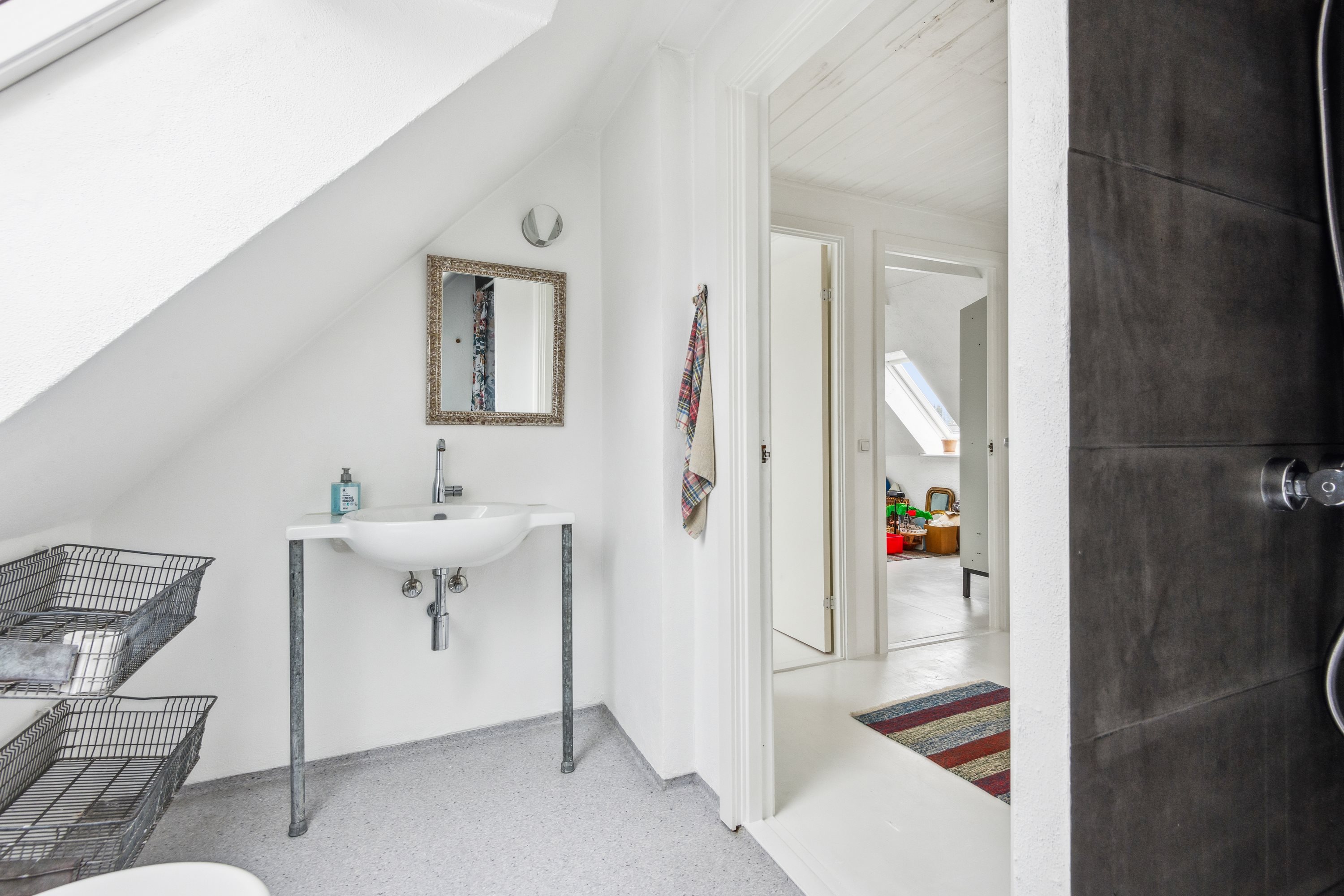 Fremhævet badeværelse billede i fuldskærmstilstand. Billede af Tostrupvej 45A, 9230 Svenstrup J