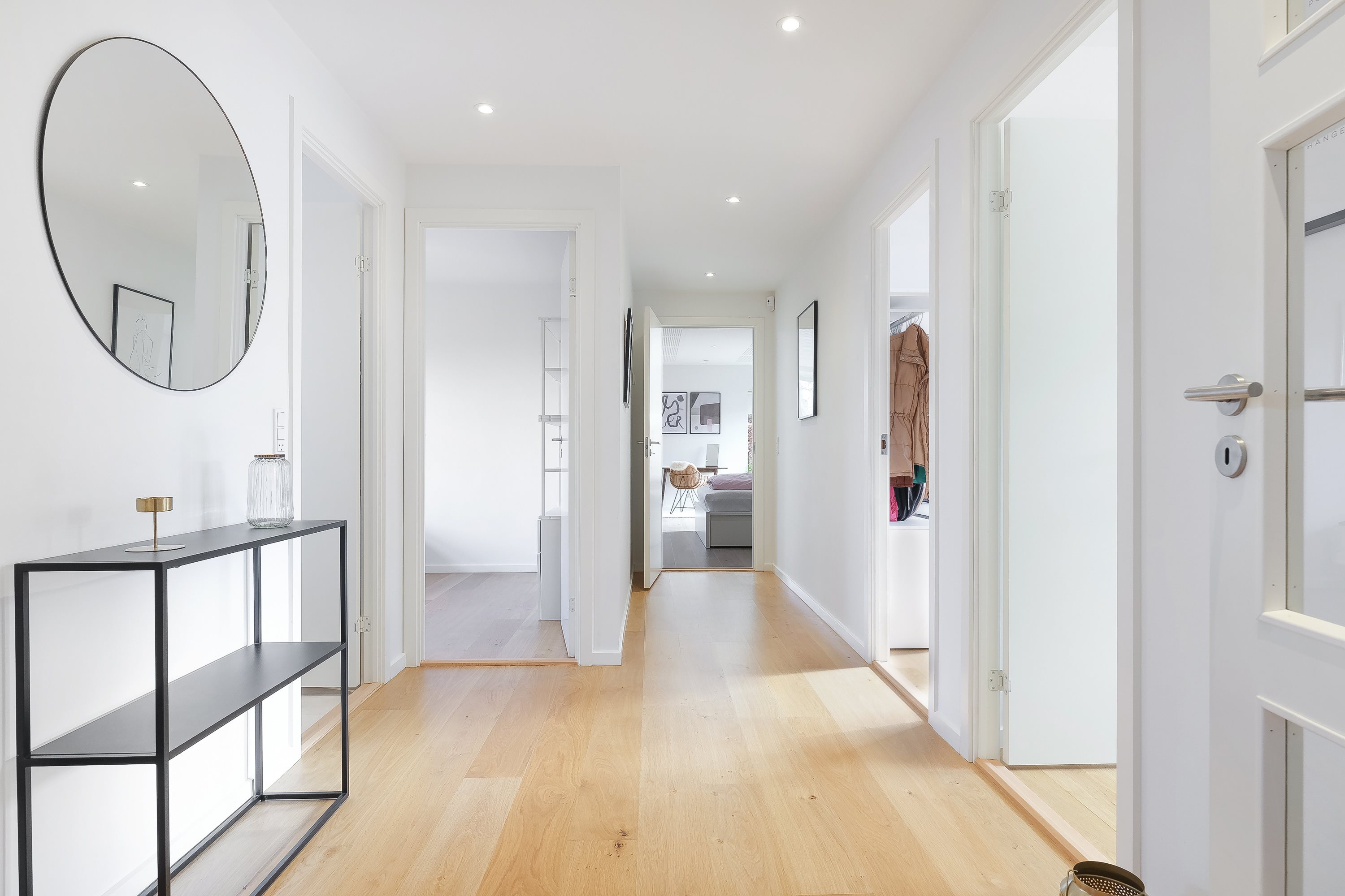 Fremhævet gang billede i fuldskærmstilstand. Billede af Naurvænget 2, Dalum, 5250 Odense SV