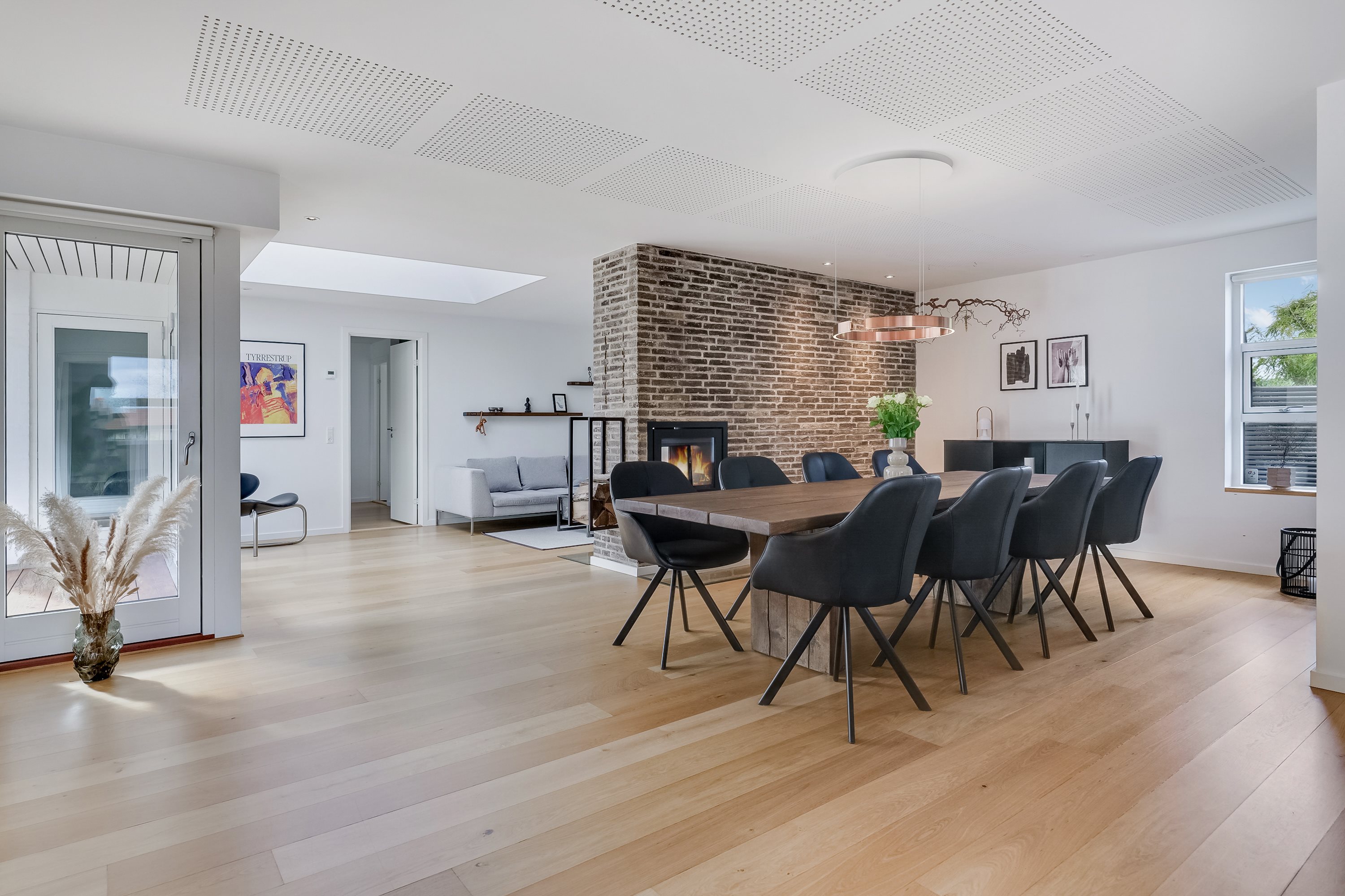 Fremhævet køkken alrum billede i fuldskærmstilstand. Billede af Naurvænget 2, Dalum, 5250 Odense SV