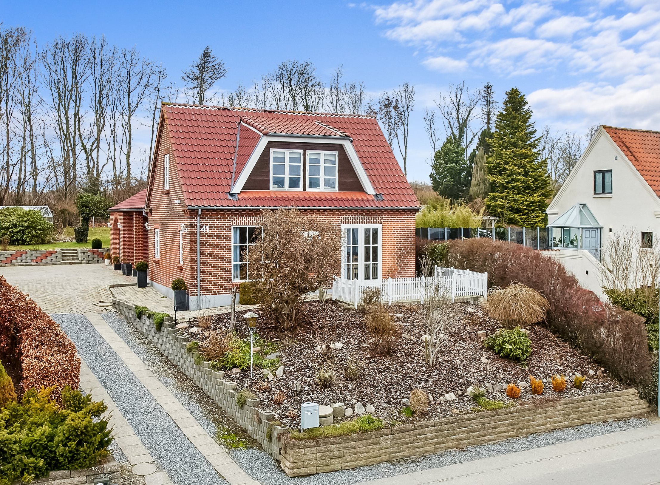 Villa: Ejendommen på Århusvej 41, Stilling, 8660 Skanderborg