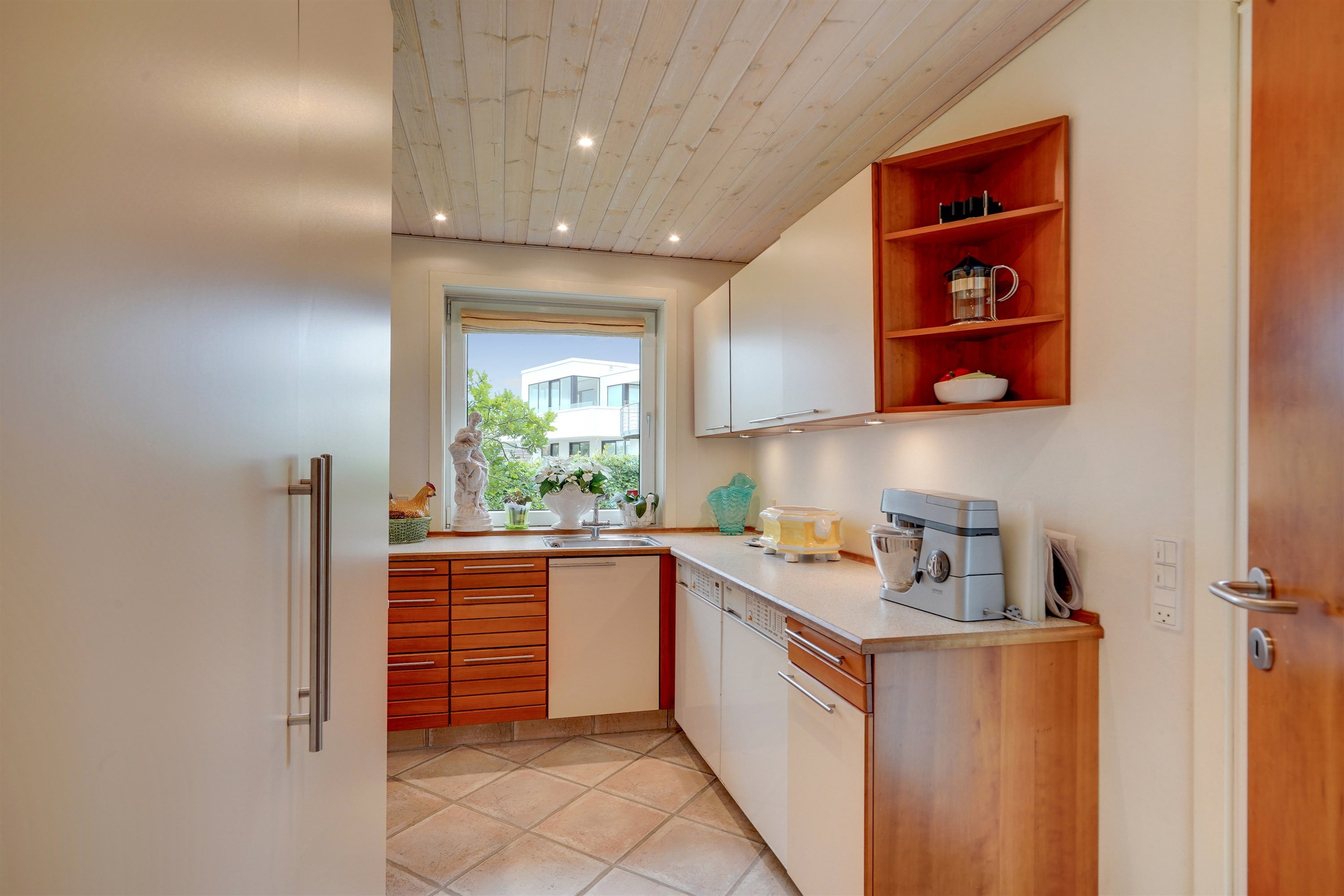 Fremhævet køkken billede i fuldskærmstilstand. Billede af Fasanvænget 33, Hjerting, 6710 Esbjerg V