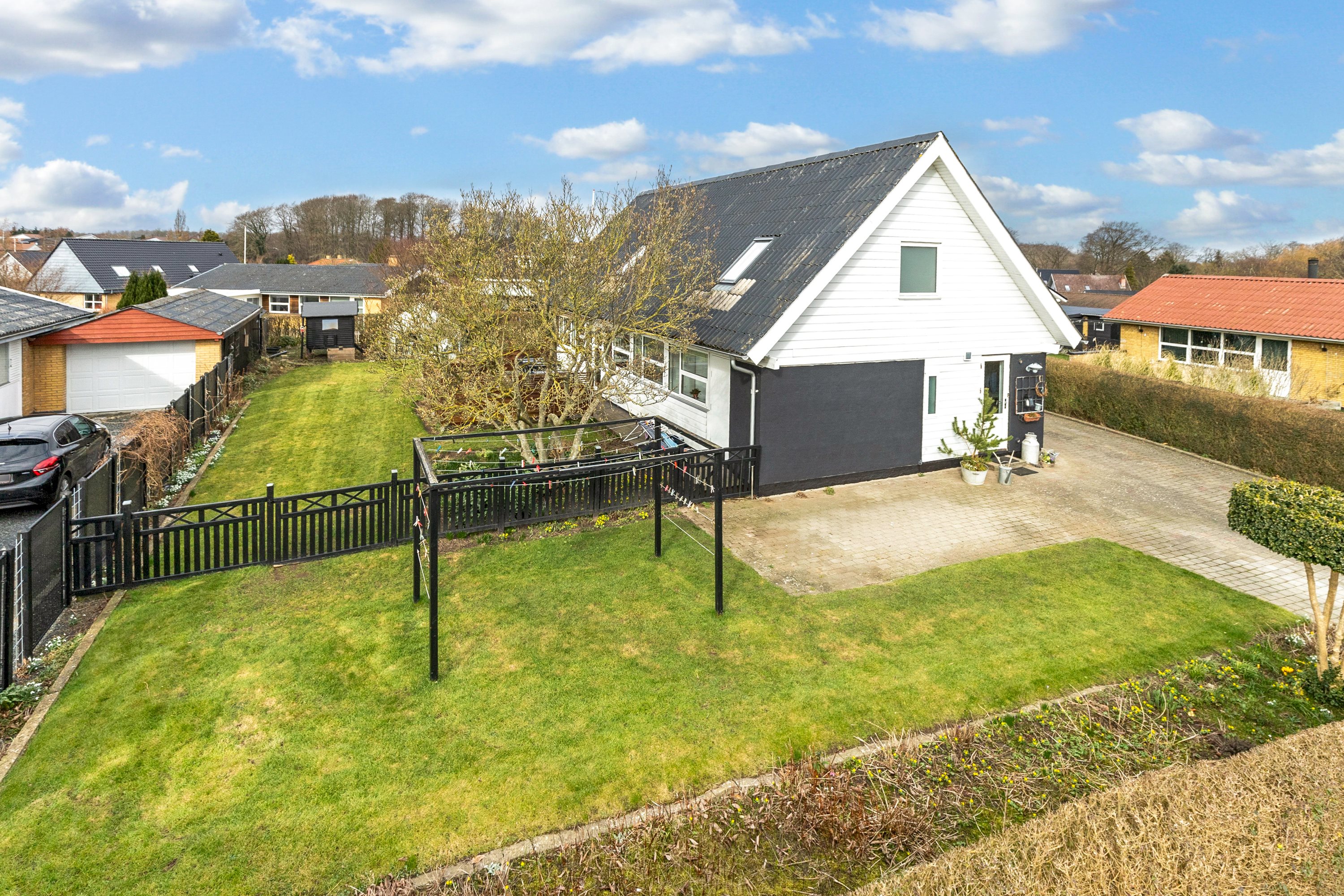 Miniaturebillede 1: mastefoto. Billede af Holtegårdsvej 22, Erritsø, 7000 Fredericia