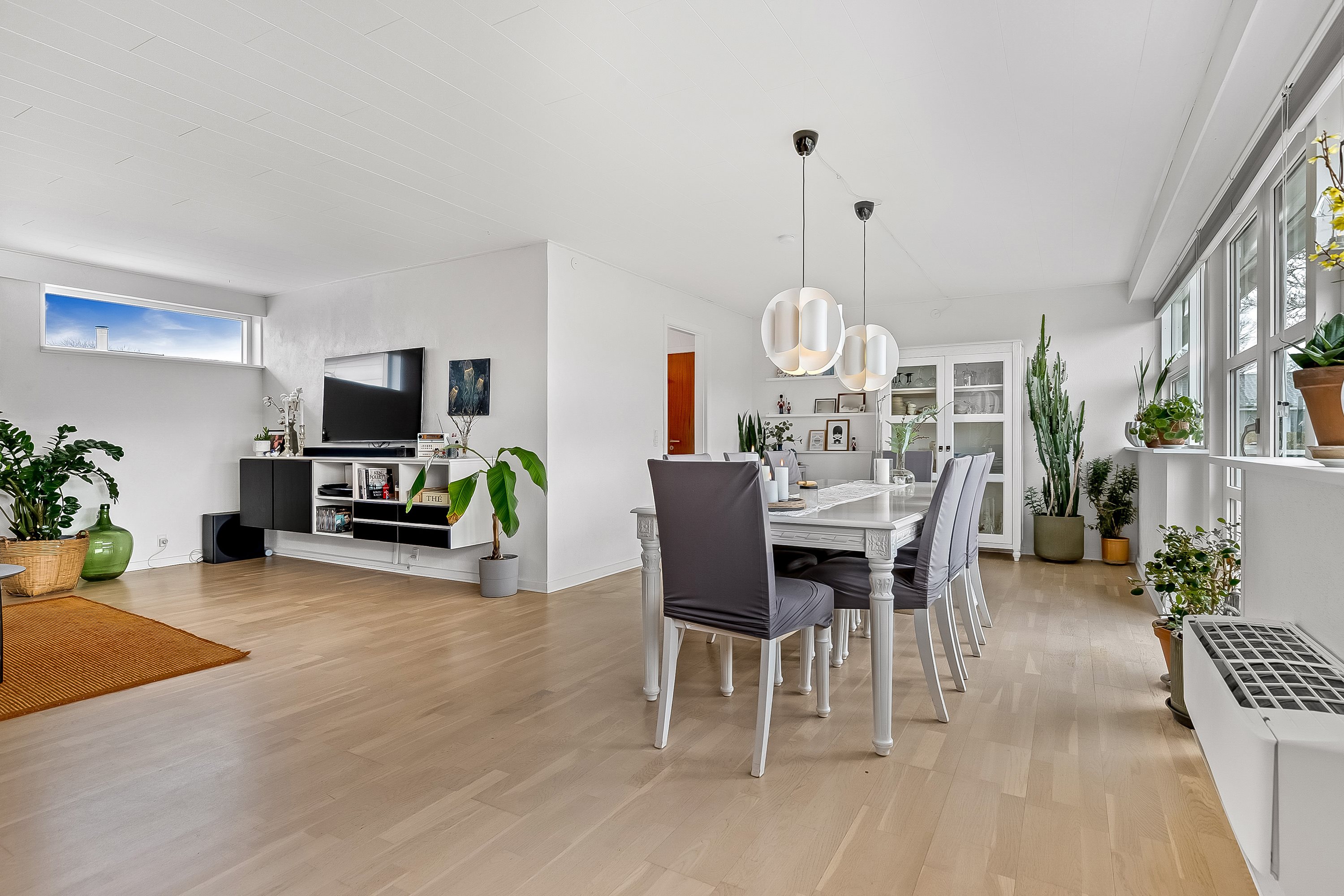 Fremhævet stue billede i fuldskærmstilstand. Billede af Holtegårdsvej 22, Erritsø, 7000 Fredericia