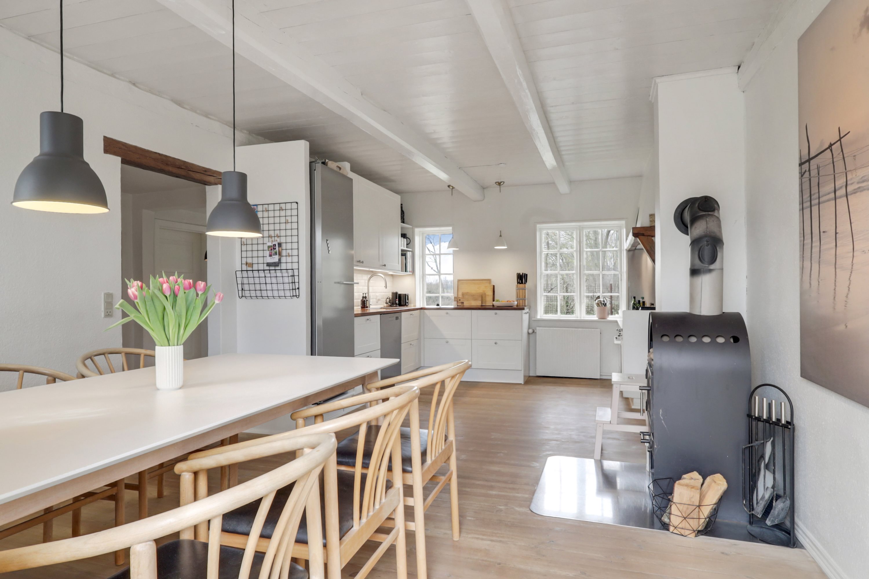 Fremhævet køkken billede i fuldskærmstilstand. Billede af Elvira Madigans Vej 14, Tåsinge, 5700 Svendborg