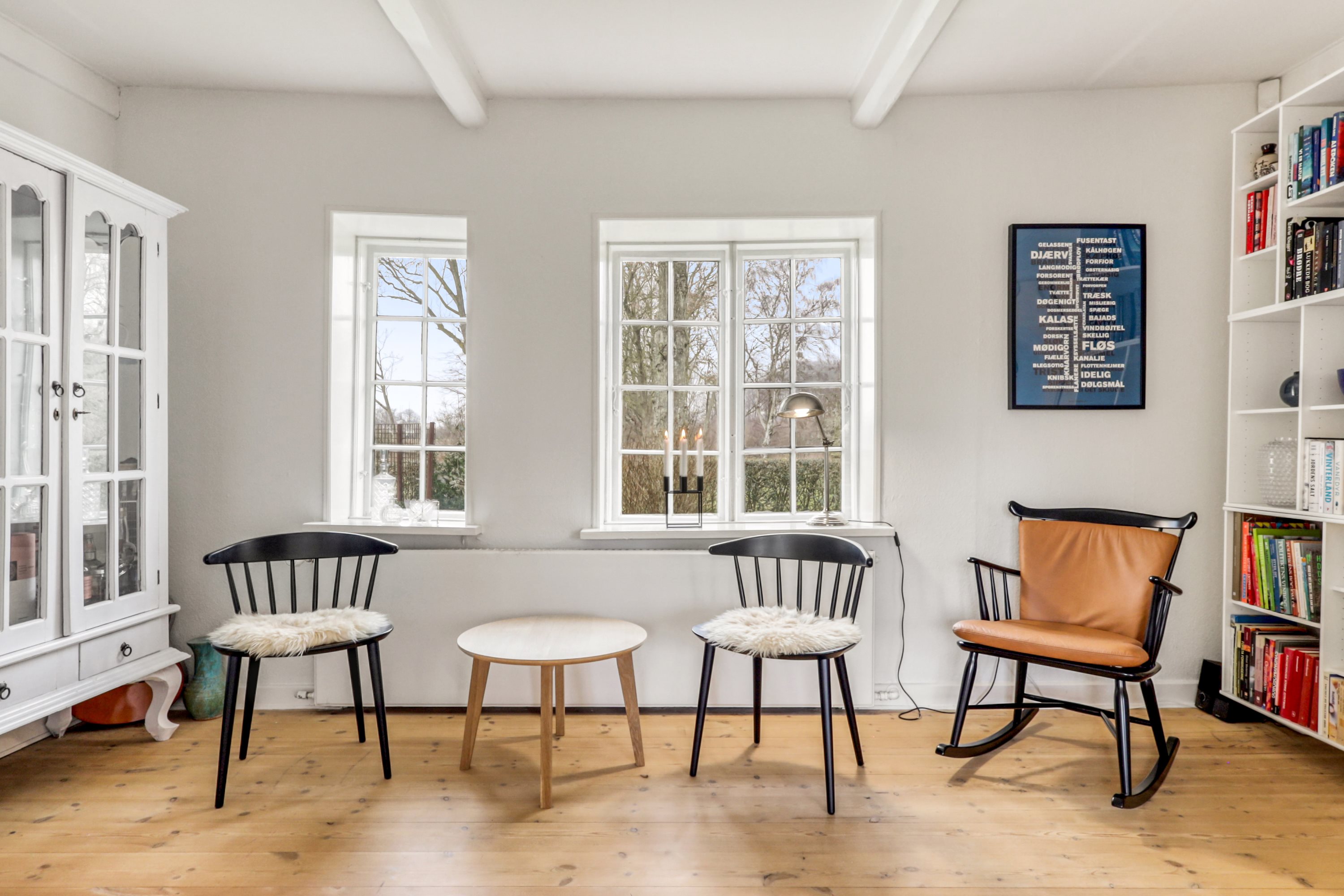 Fremhævet stue billede i fuldskærmstilstand. Billede af Elvira Madigans Vej 14, Tåsinge, 5700 Svendborg