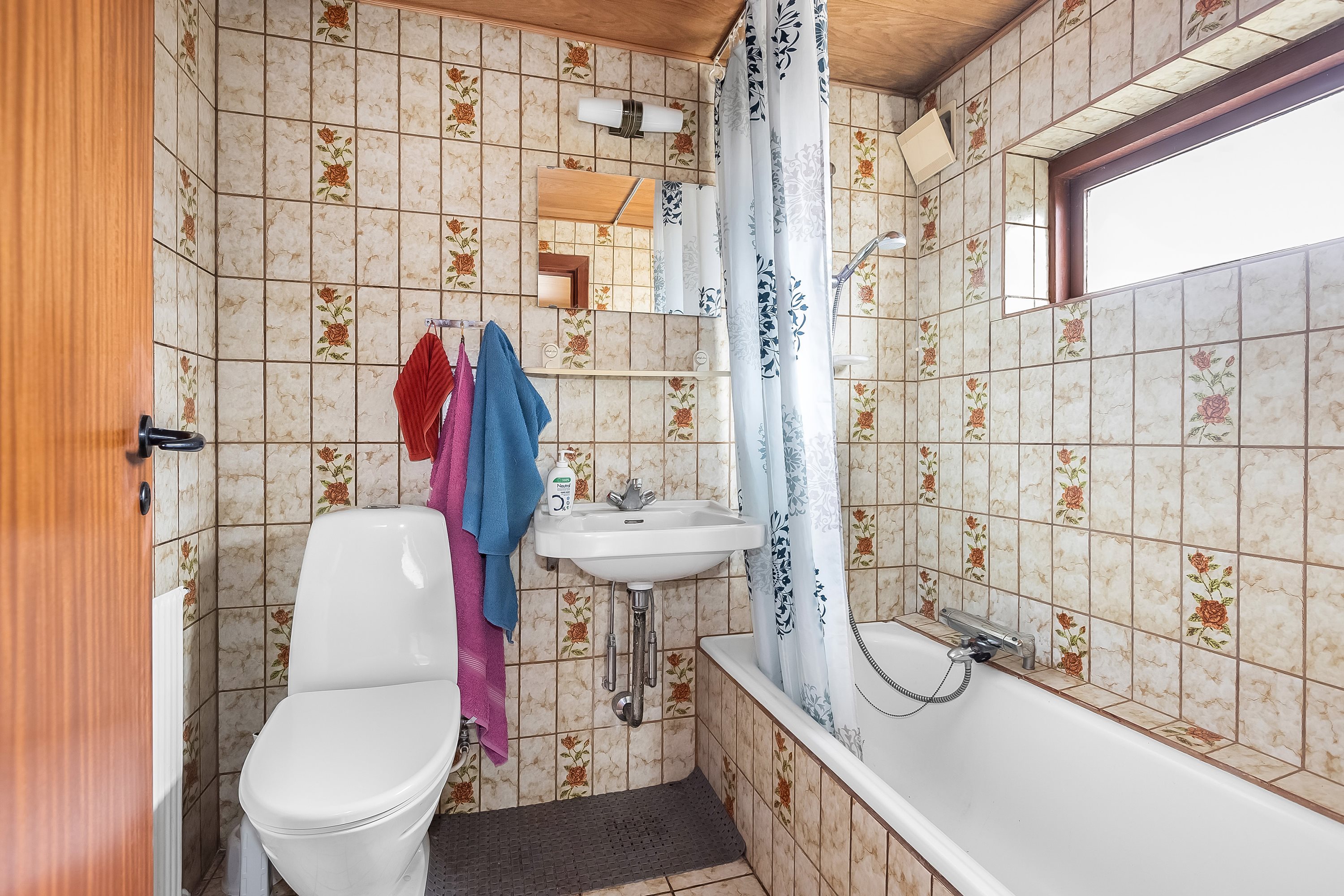 Fremhævet badeværelse billede i fuldskærmstilstand. Billede af Snekkerupvej 12, Snekkerup, 4200 Slagelse