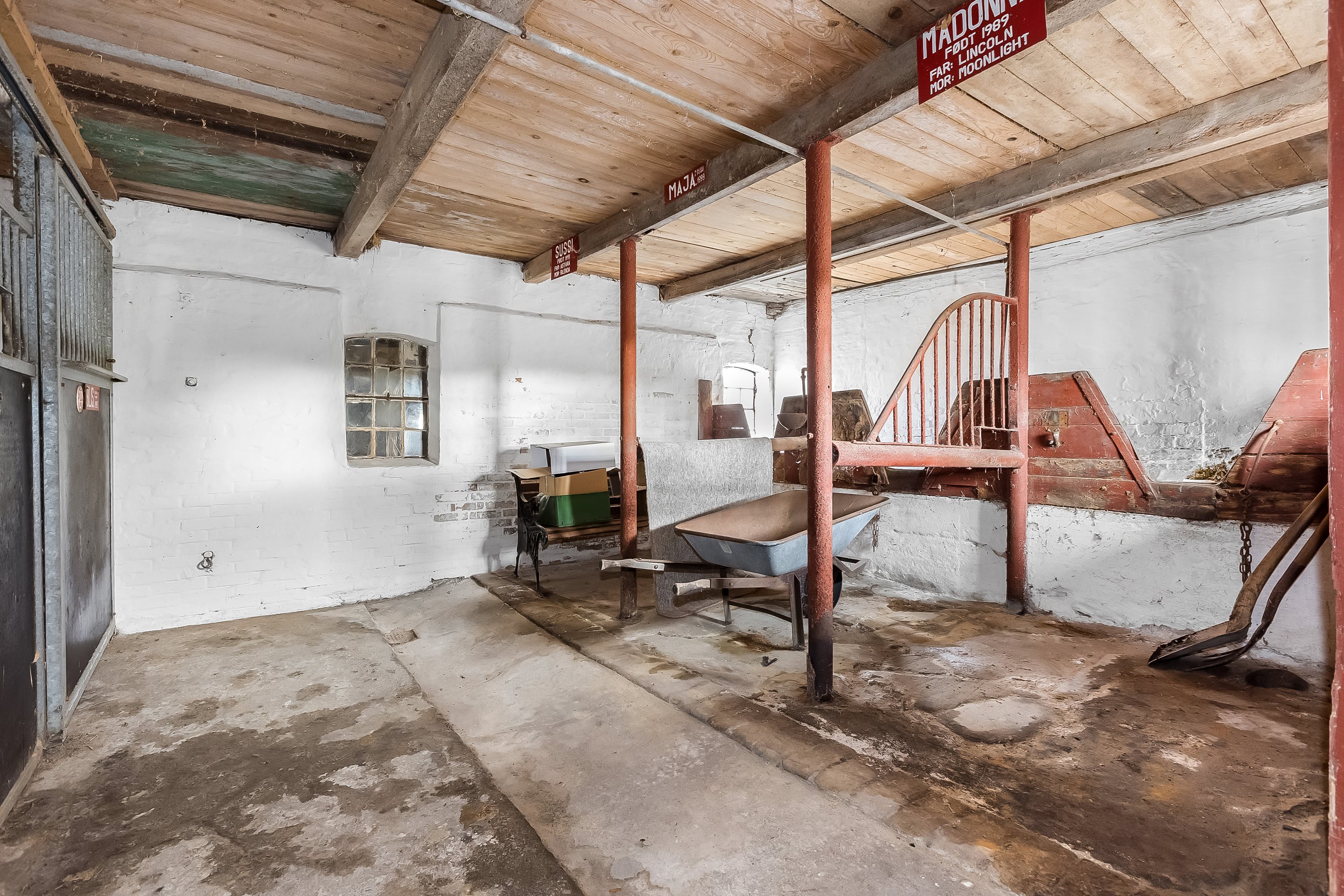 Fremhævet stald billede i fuldskærmstilstand. Billede af Snekkerupvej 12, Snekkerup, 4200 Slagelse