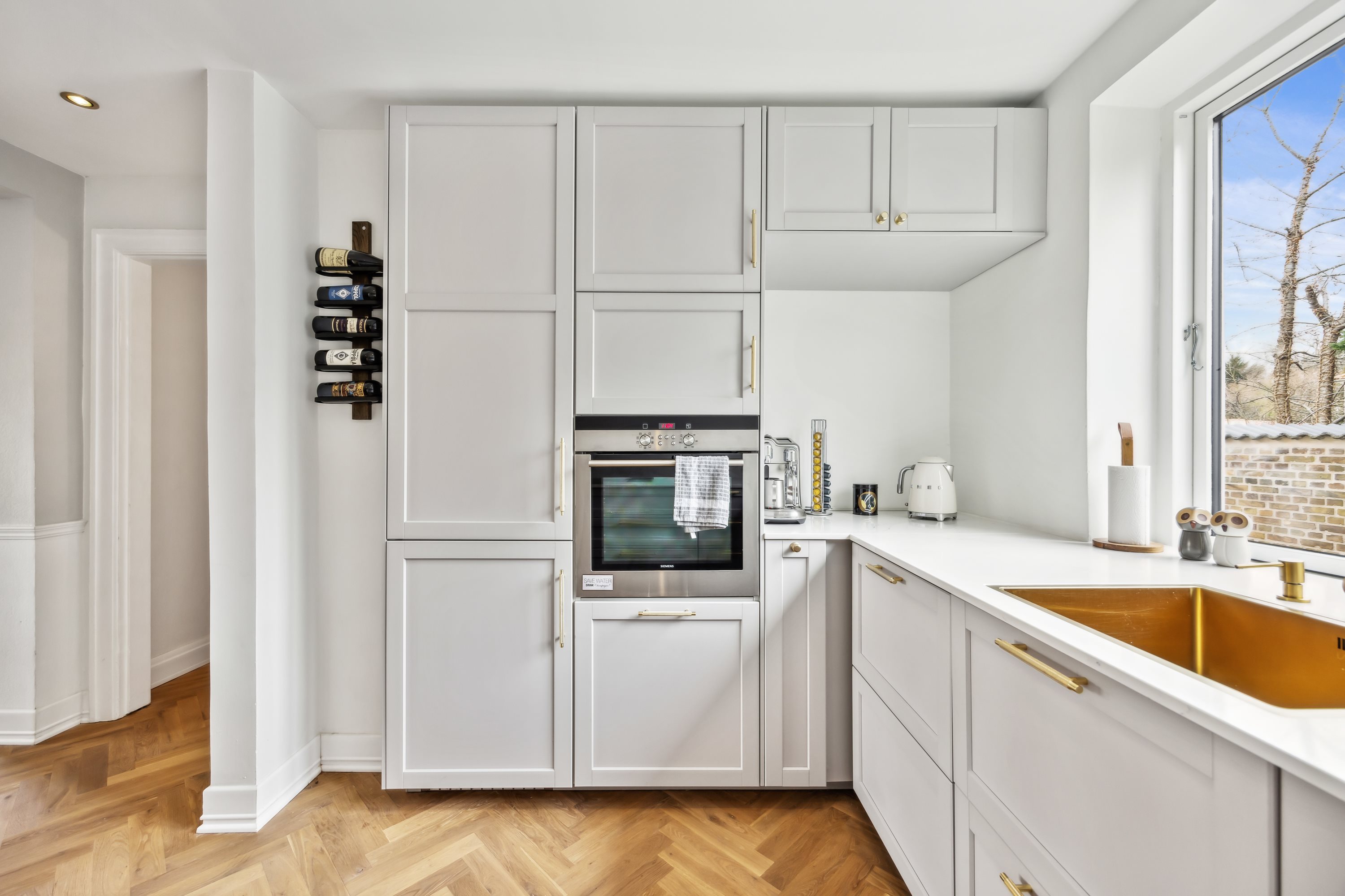 Fremhævet køkken billede i fuldskærmstilstand. Billede af Erichsensvej 8, st.., 2820 Gentofte