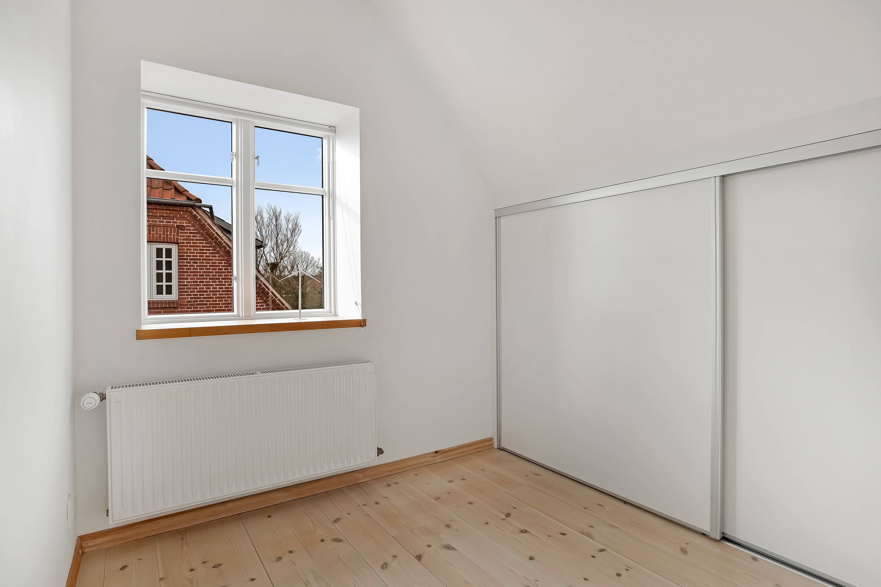 Fremhævet værelse billede i fuldskærmstilstand. Billede af Åglimt 12, 7500 Holstebro