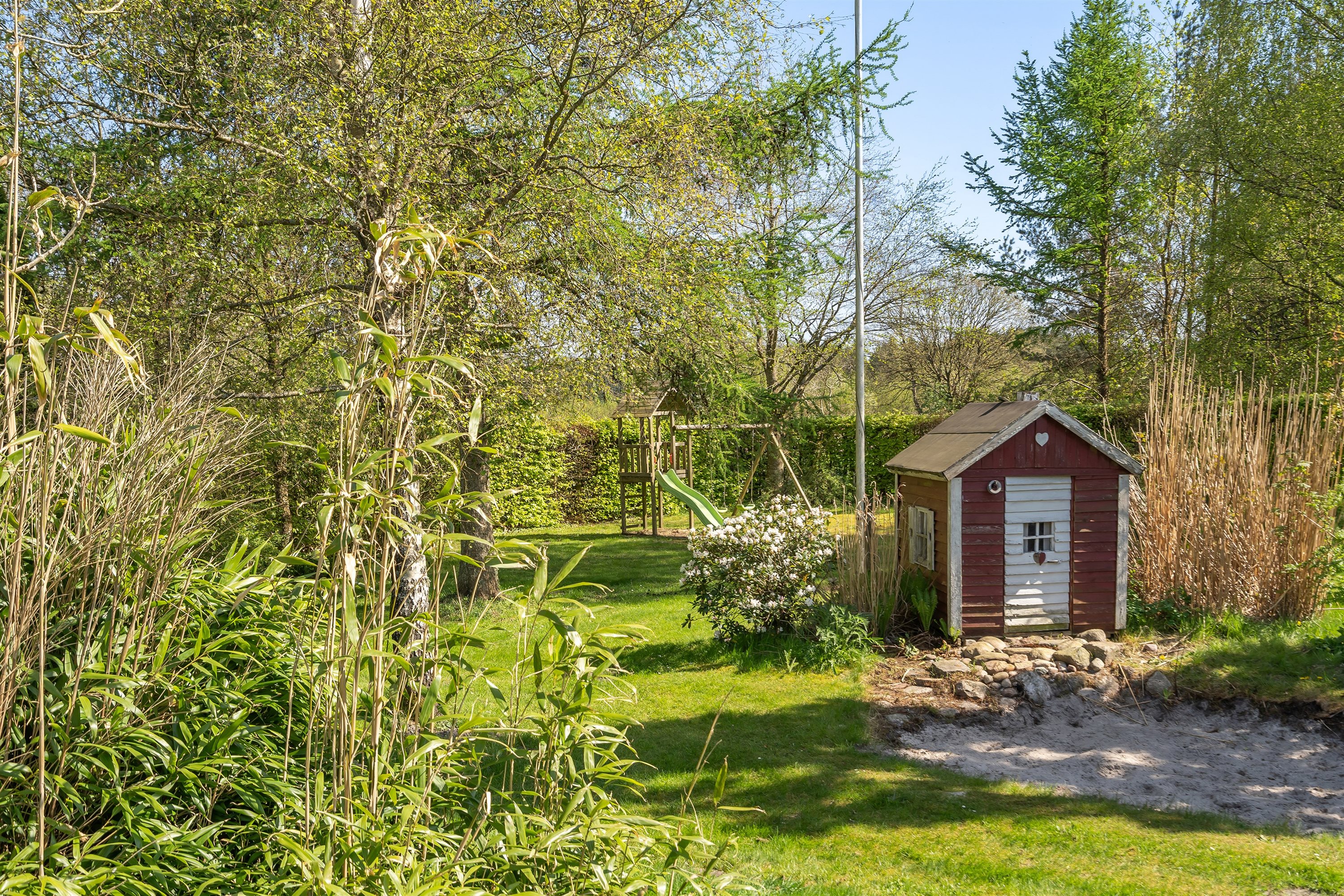 Fremhævet ejendommen billede i fuldskærmstilstand. Billede af Almstokvej 17, 7190 Billund