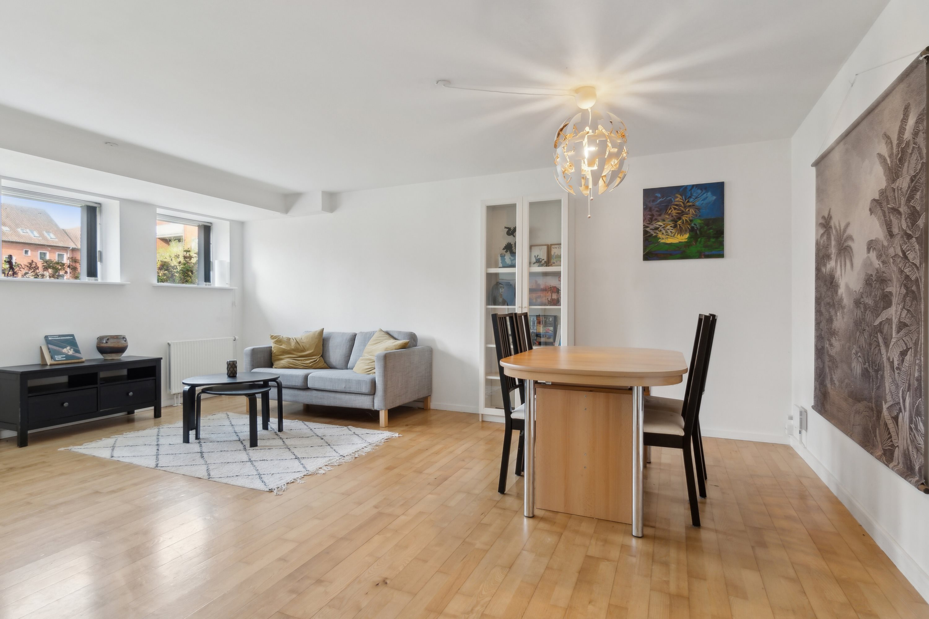 Miniaturebillede 1: spisestue. Billede af Langenæs Allé 33, kld.., 8000 Aarhus C