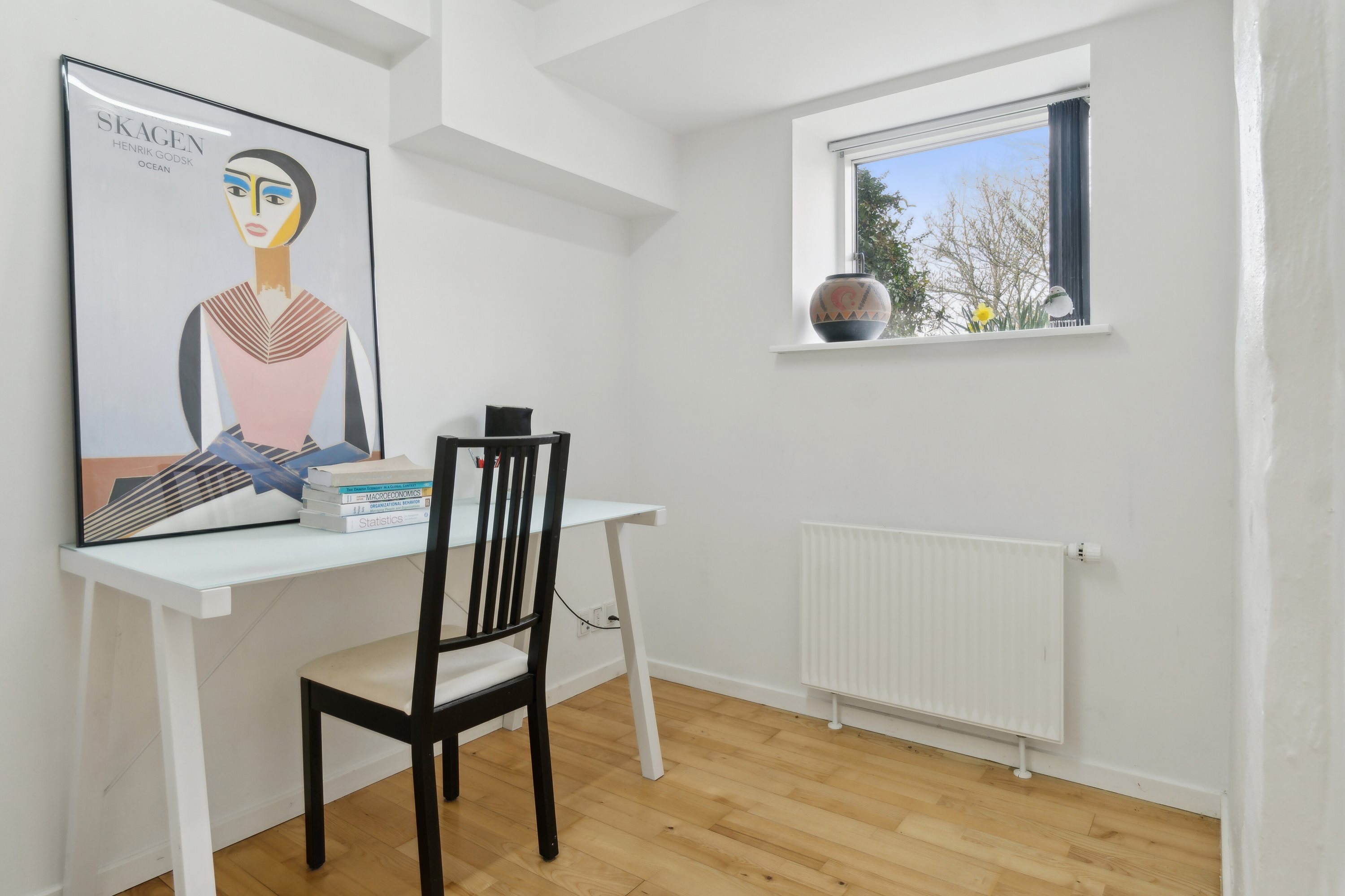 Fremhævet værelse billede i fuldskærmstilstand. Billede af Langenæs Allé 33, kld.., 8000 Aarhus C