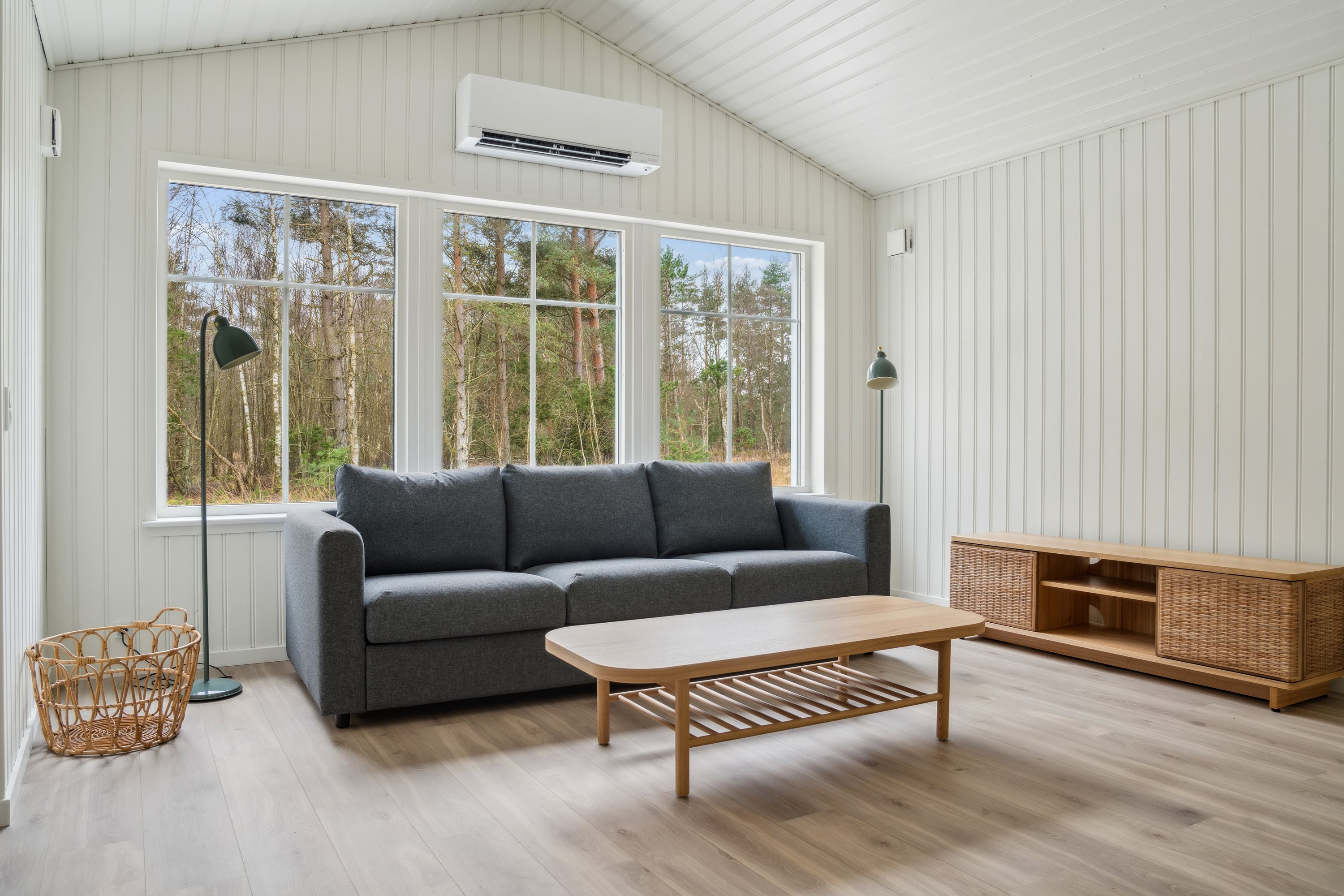 Fremhævet stue billede i fuldskærmstilstand. Billede af Banstensvejen 84, Nordmarken, 9940 Læsø