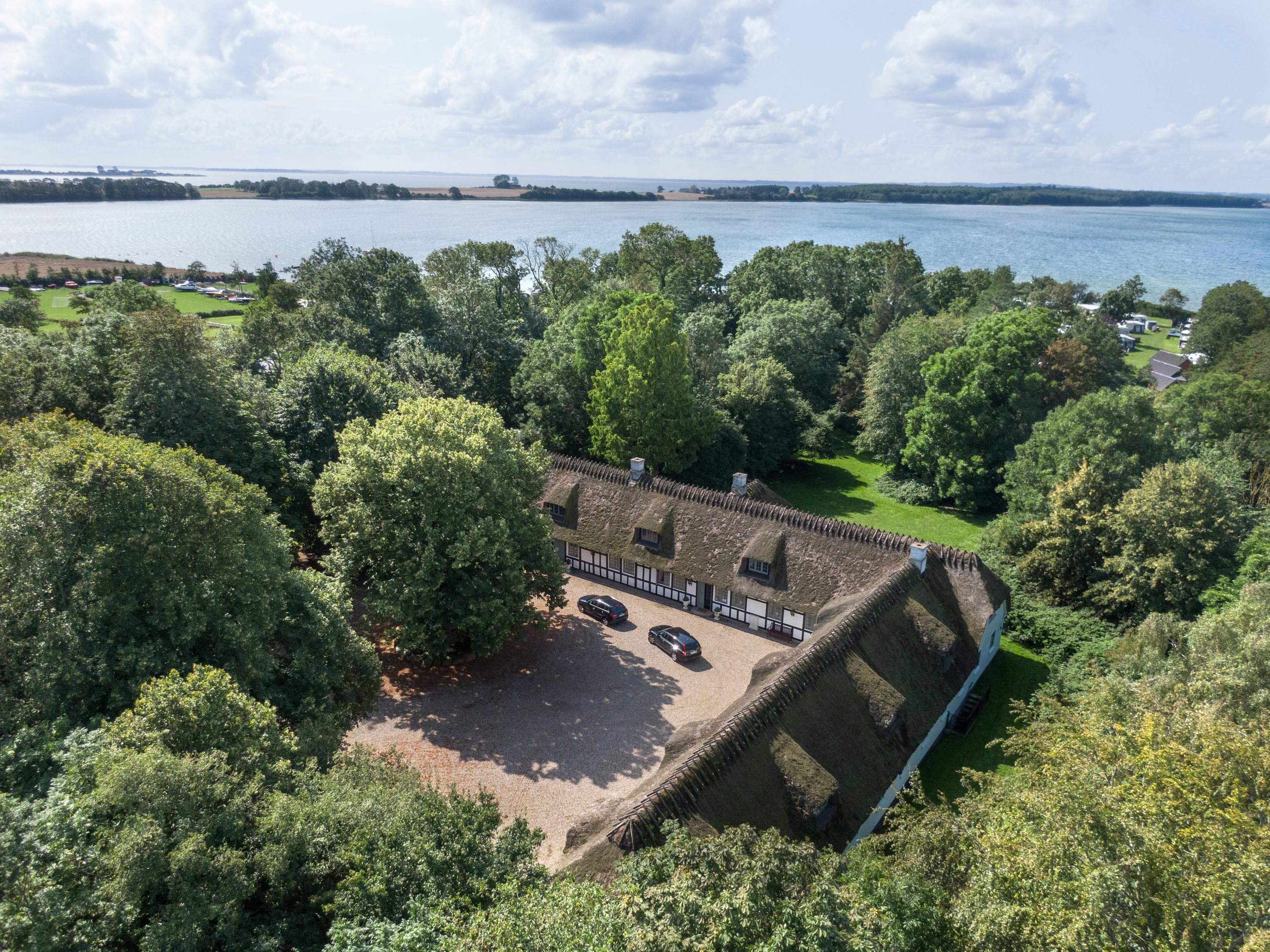 Miniaturebillede 2: luftfoto. Billede af Ronæsvej 8, Ronæs, 5580 Nørre Aaby