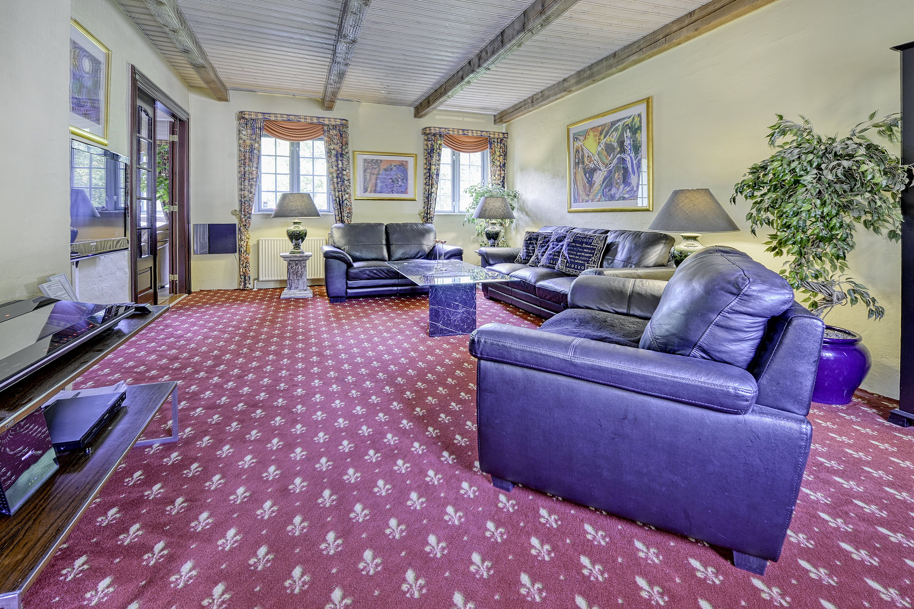 Fremhævet stue billede i fuldskærmstilstand. Billede af Ronæsvej 8, Ronæs, 5580 Nørre Aaby