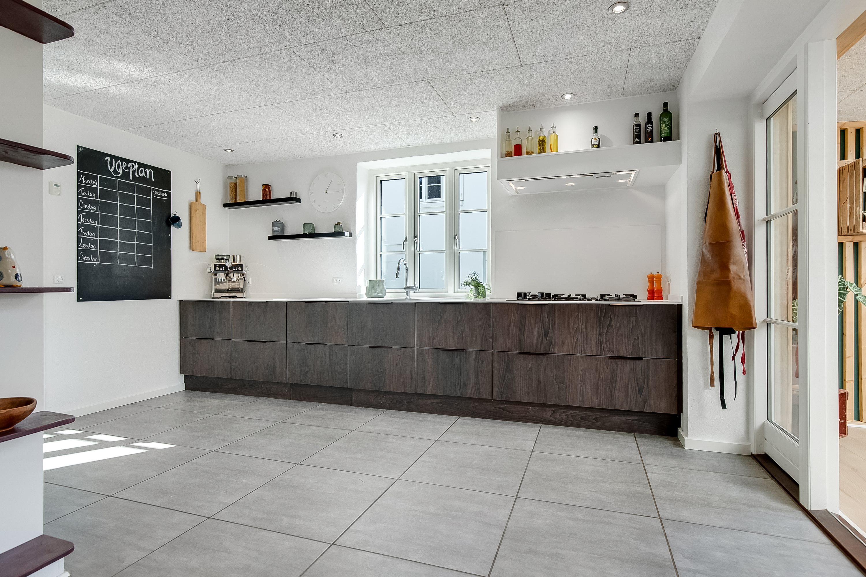 Fremhævet køkken billede i fuldskærmstilstand. Billede af Grønlandsvej 14, 7100 Vejle