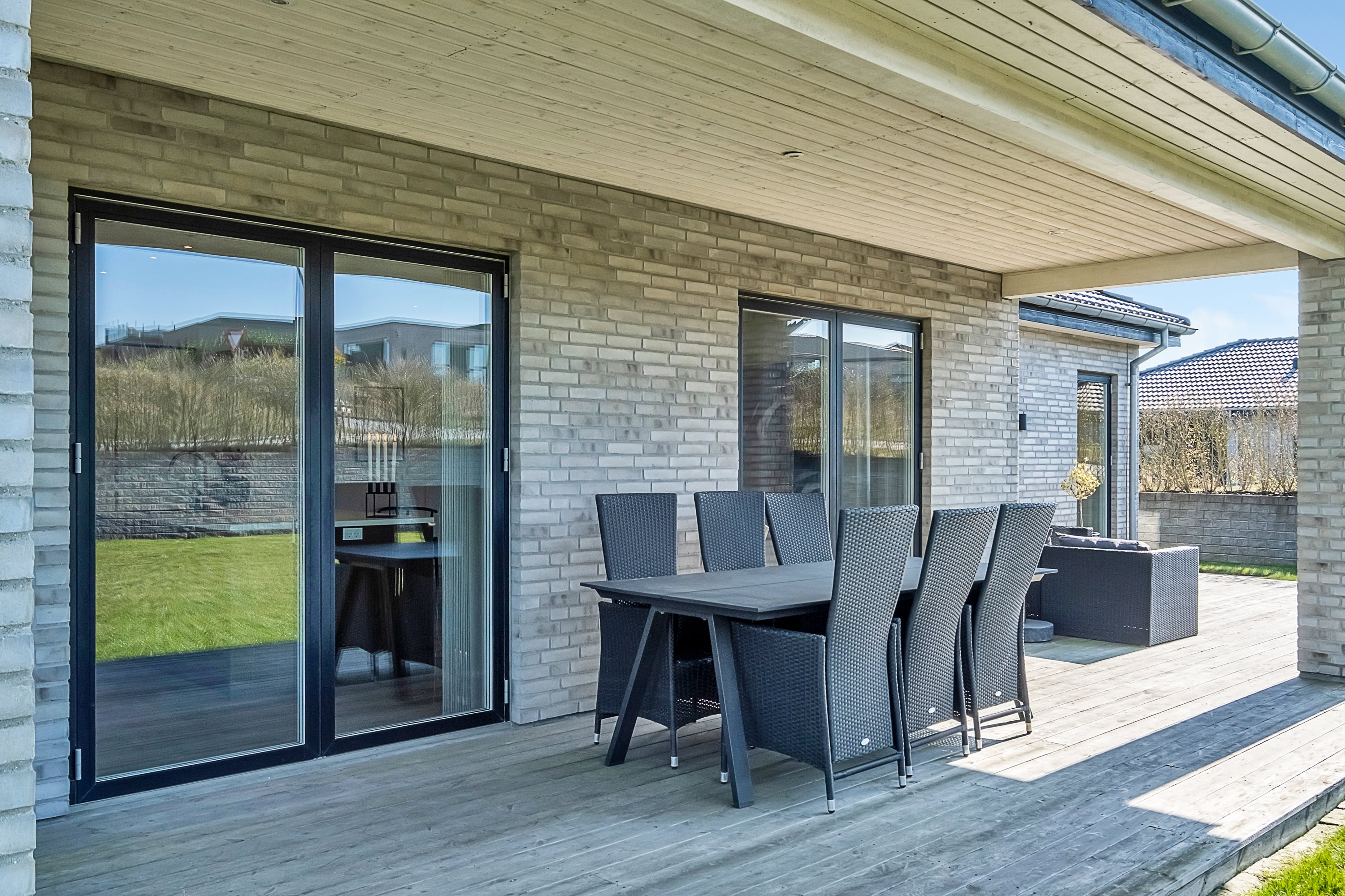 Fremhævet terrasse billede i fuldskærmstilstand. Billede af Byhøjengen 65, 8380 Trige