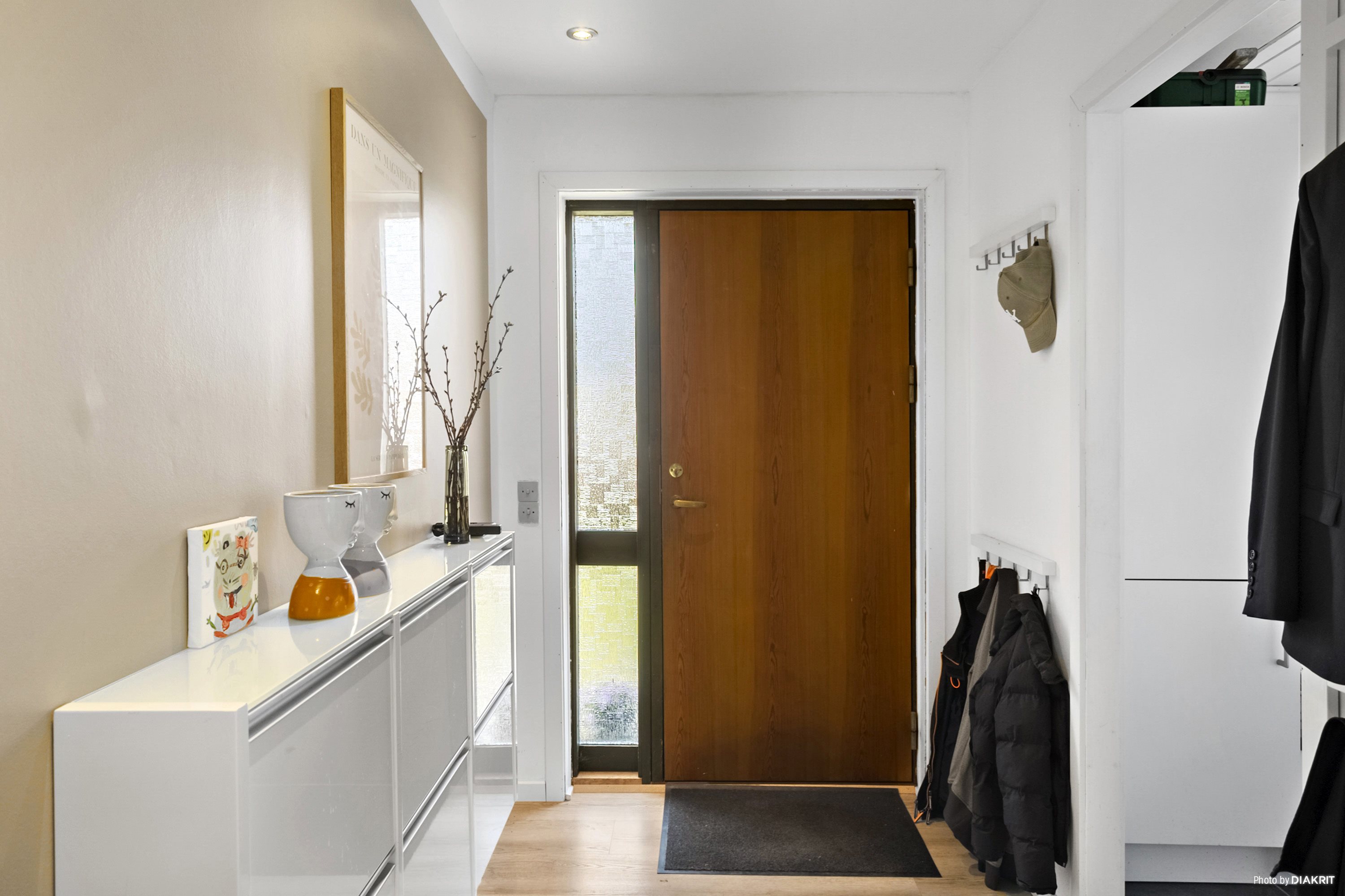 Fremhævet entré billede i fuldskærmstilstand. Billede af Sejerøvej 1, 4600 Køge