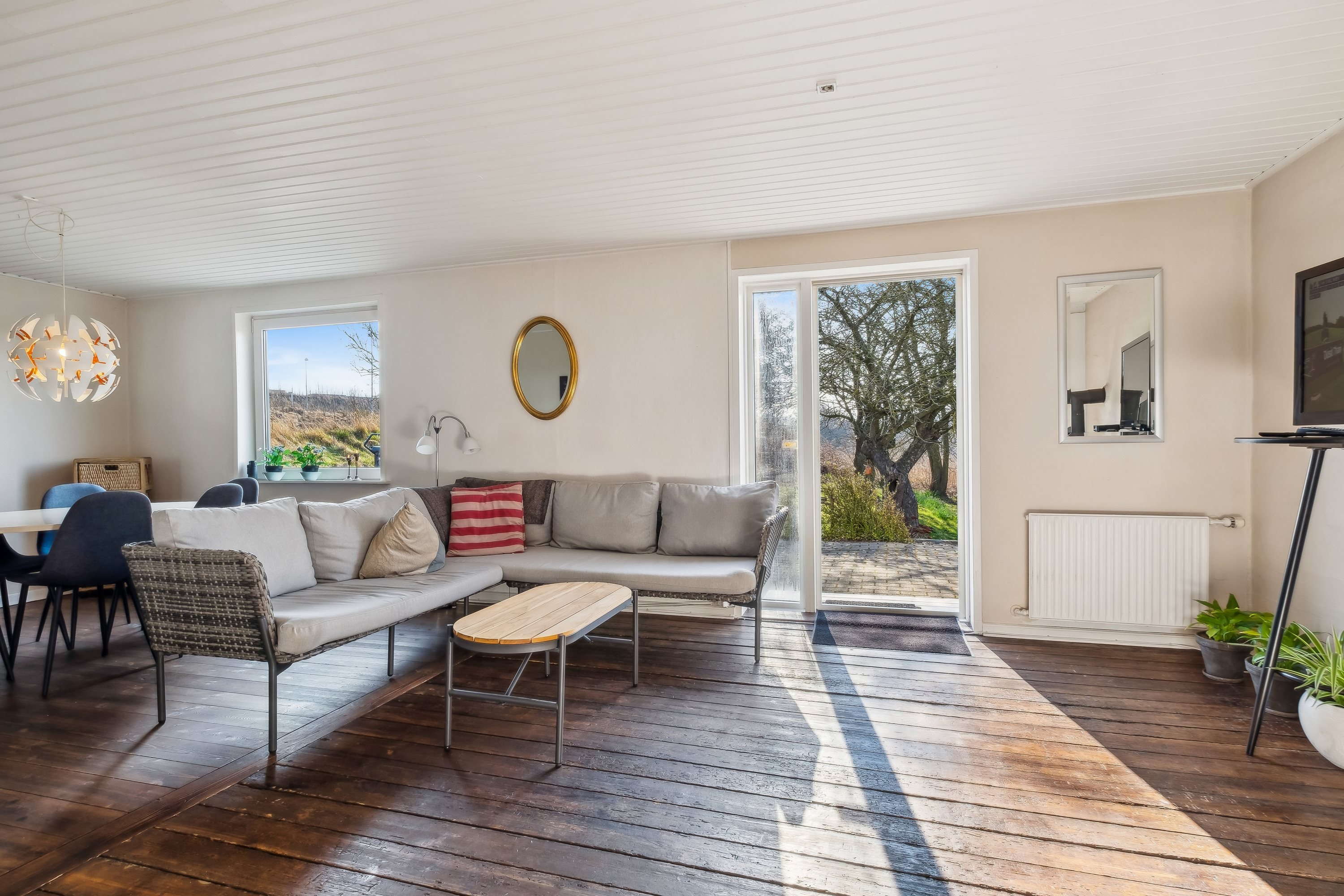 Fremhævet stue billede i fuldskærmstilstand. Billede af Egebjergvej 25, 8700 Horsens