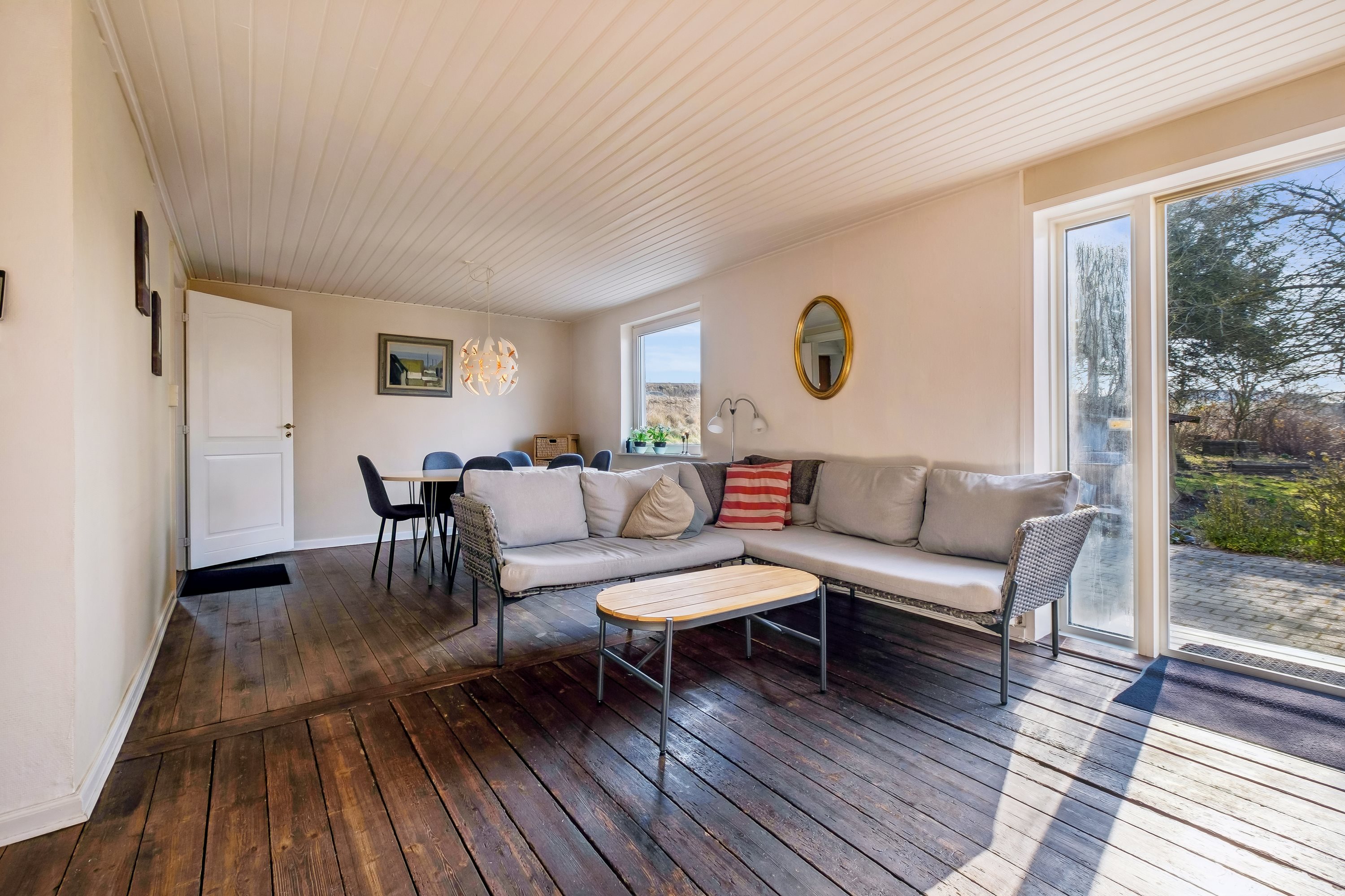 Fremhævet stue billede i fuldskærmstilstand. Billede af Egebjergvej 25, 8700 Horsens