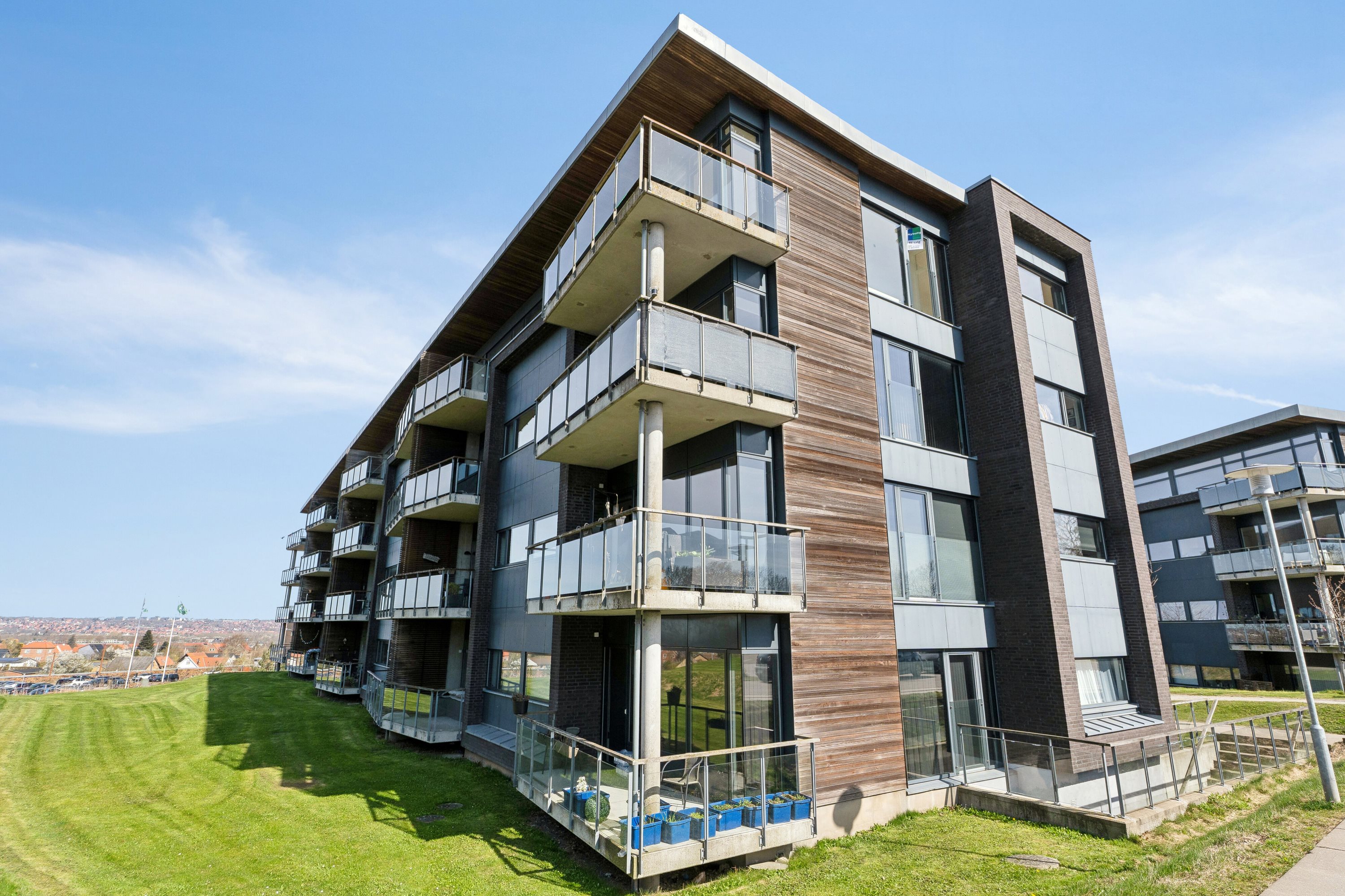 Ejerlejlighed: Facade på Søndervangs Allé 14A, 2. th., 8260 Viby J