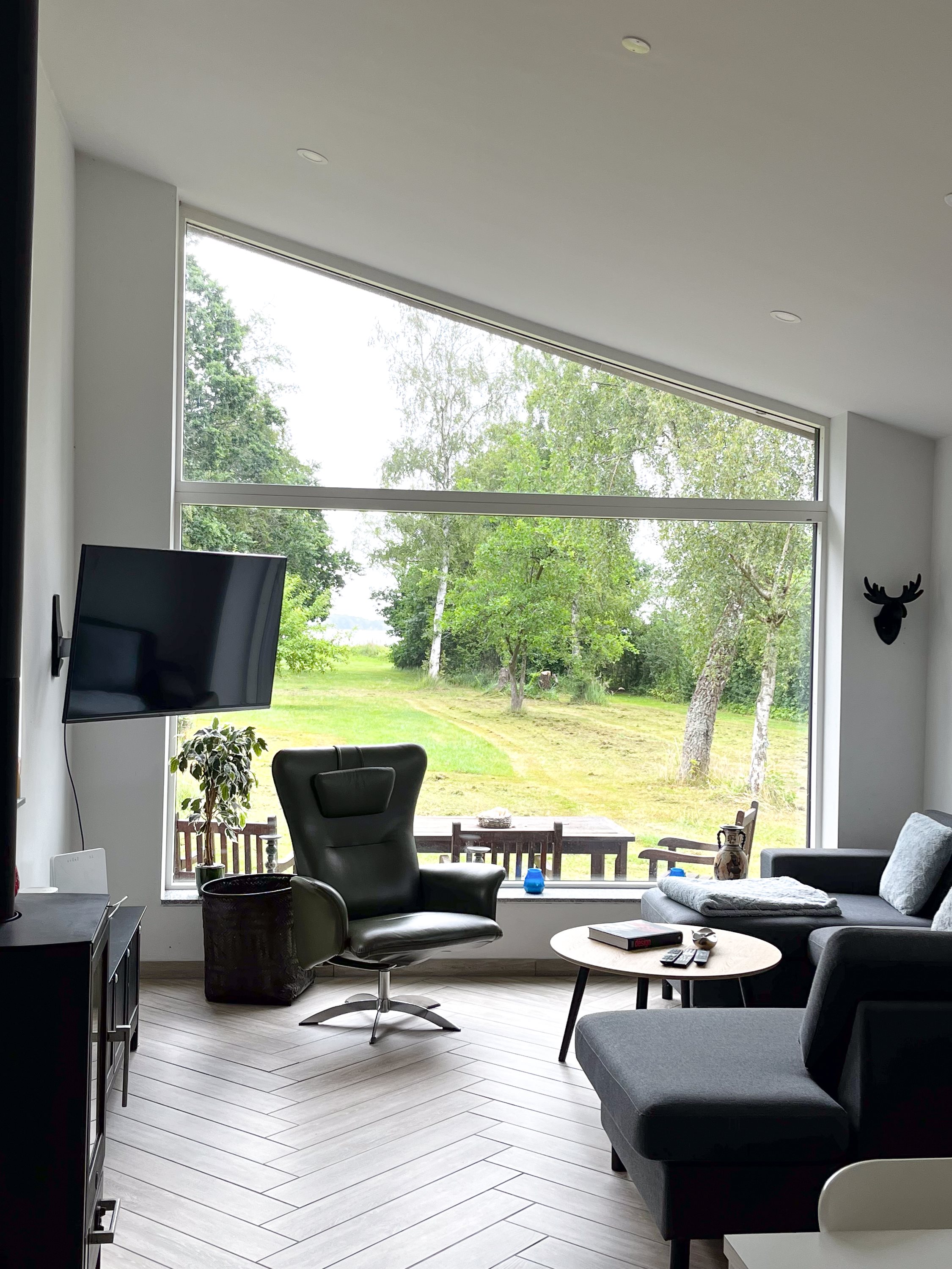 Fremhævet stue billede i fuldskærmstilstand. Billede af Bag Hegnet 11, Kulhuse, 3630 Jægerspris