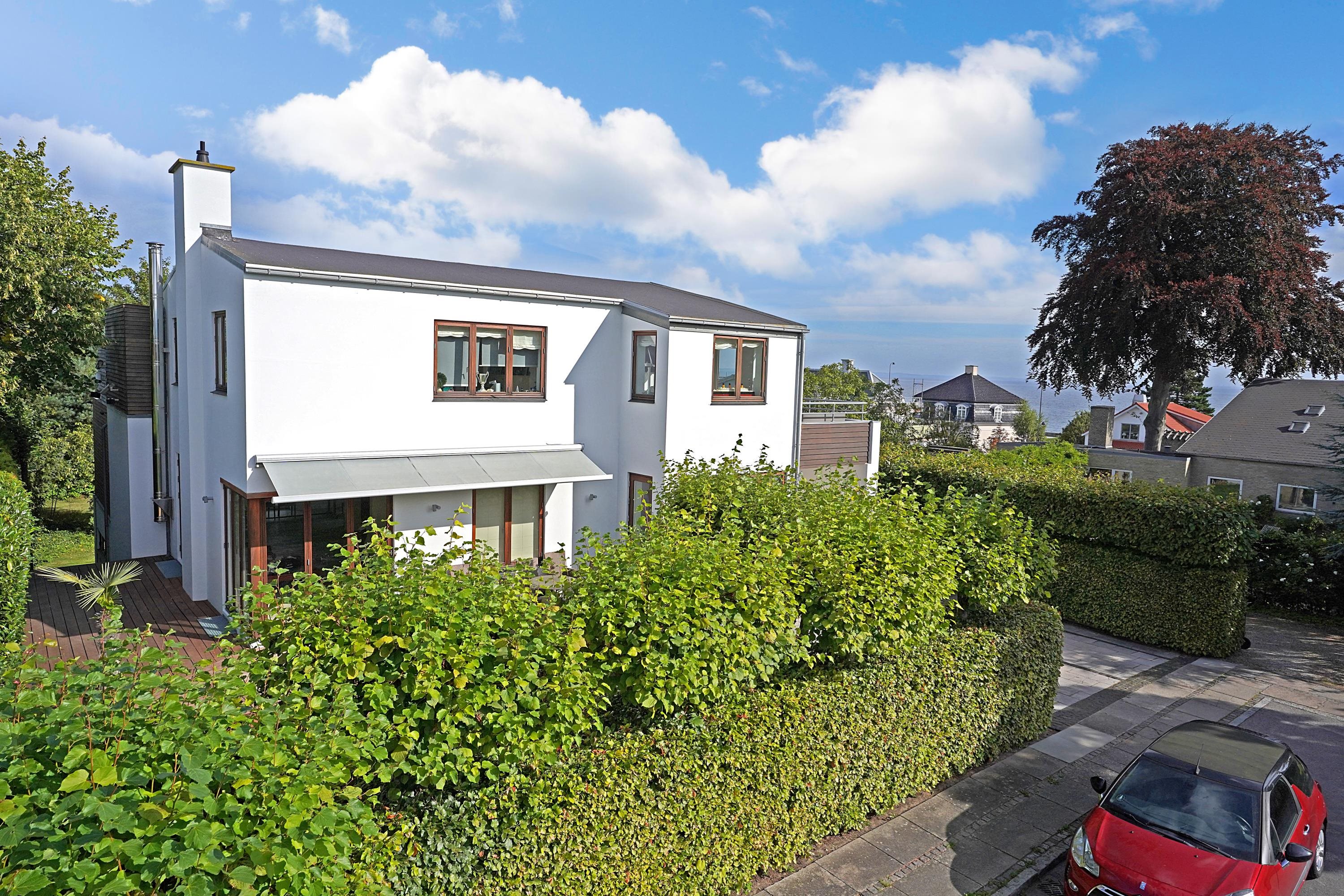 Fremhævet  billede i fuldskærmstilstand. Billede af Exnersvej 45, 2930 Klampenborg