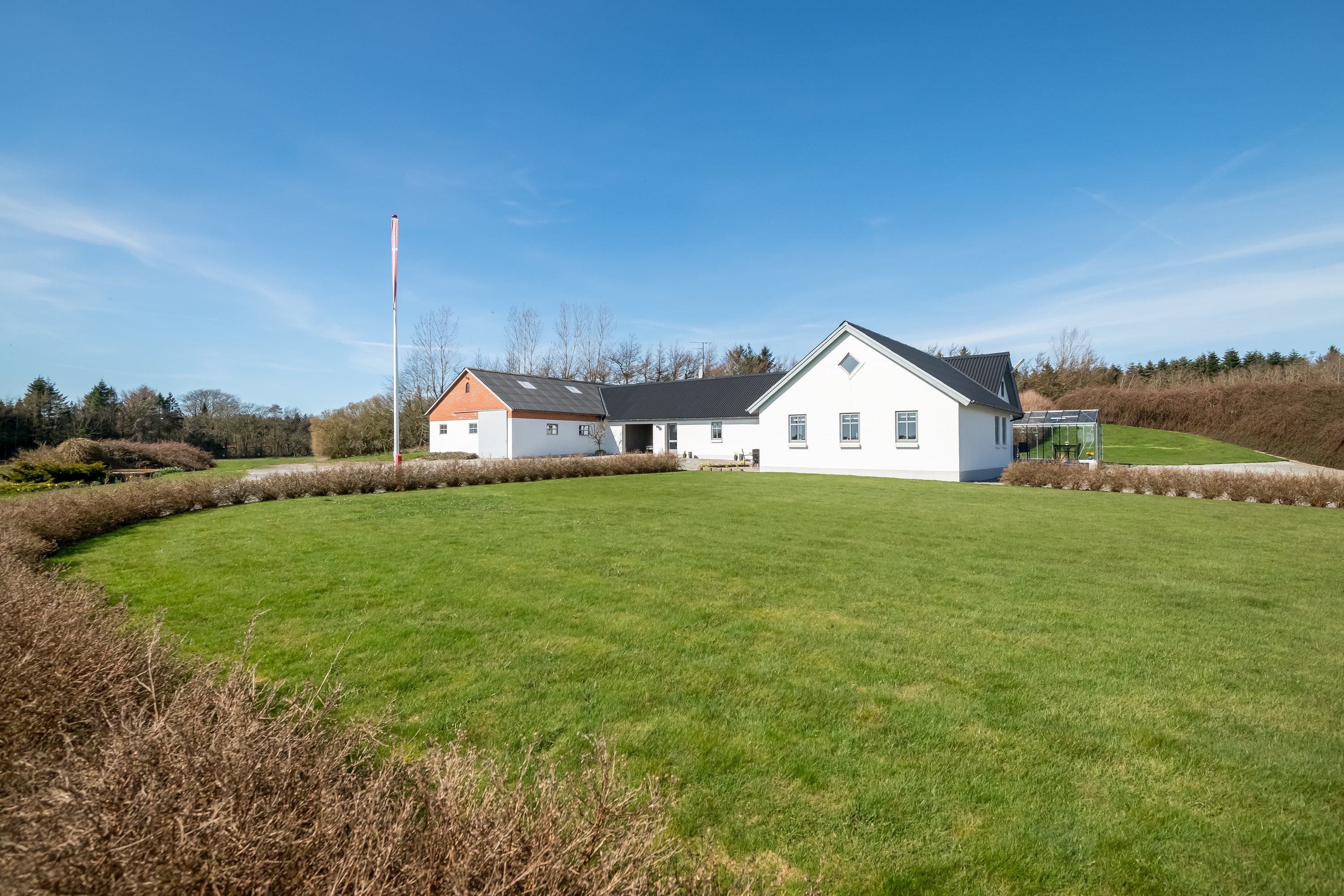 Fremhævet  billede i fuldskærmstilstand. Billede af Trangetvej 161, 9830 Tårs