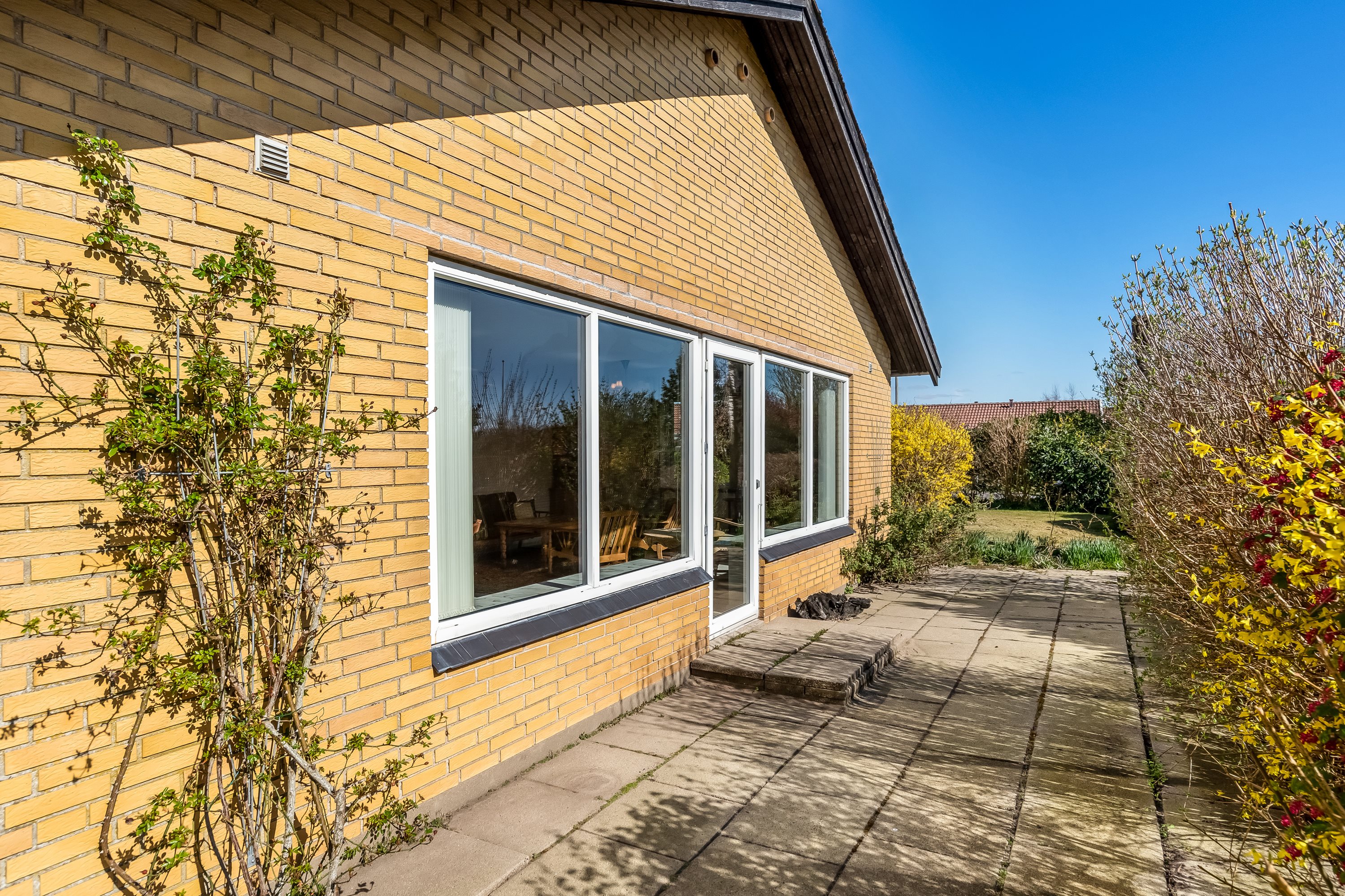 Fremhævet terrasse billede i fuldskærmstilstand. Billede af Nørlundvej 19, 7500 Holstebro