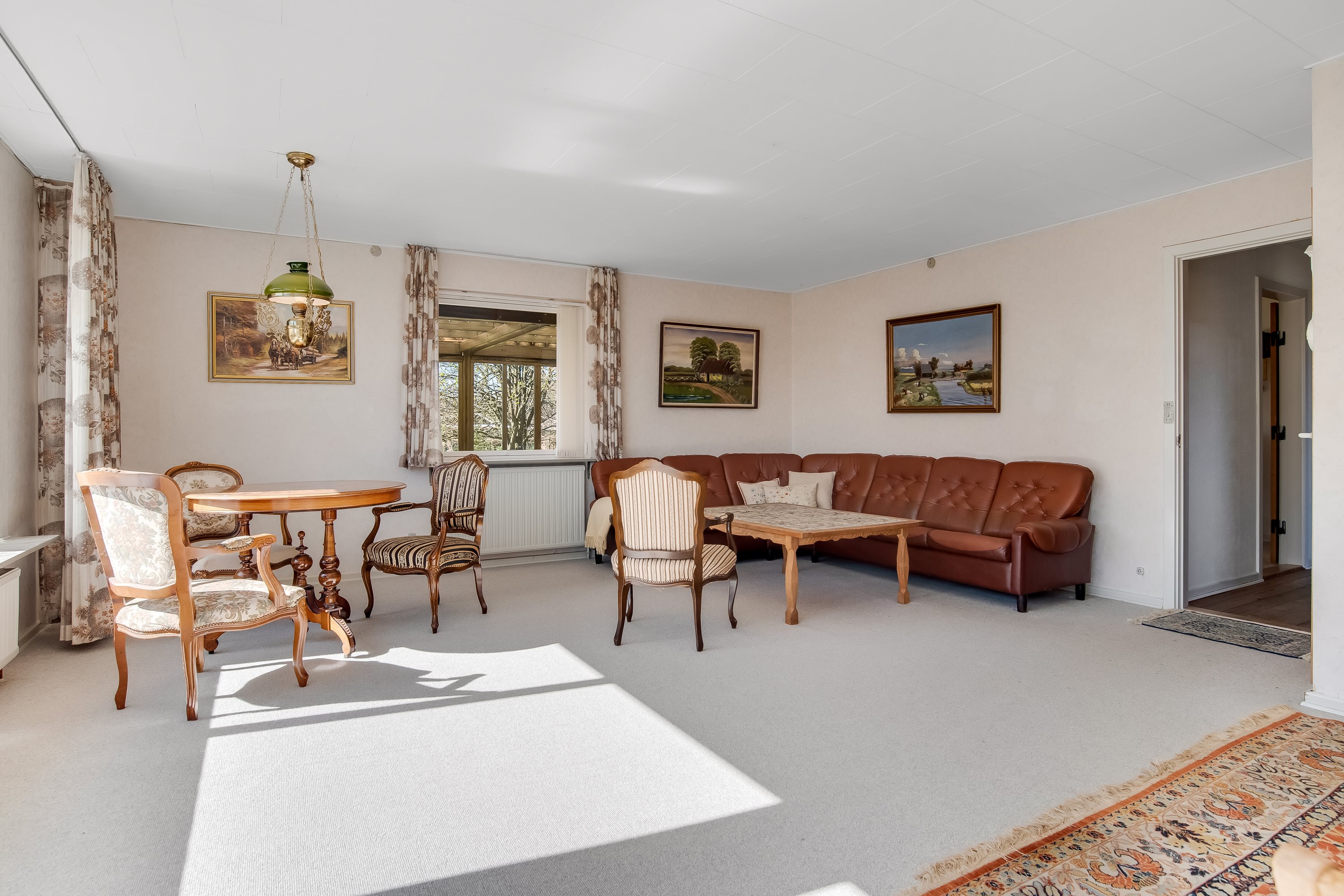 Fremhævet stue billede i fuldskærmstilstand. Billede af Nørlundvej 19, 7500 Holstebro