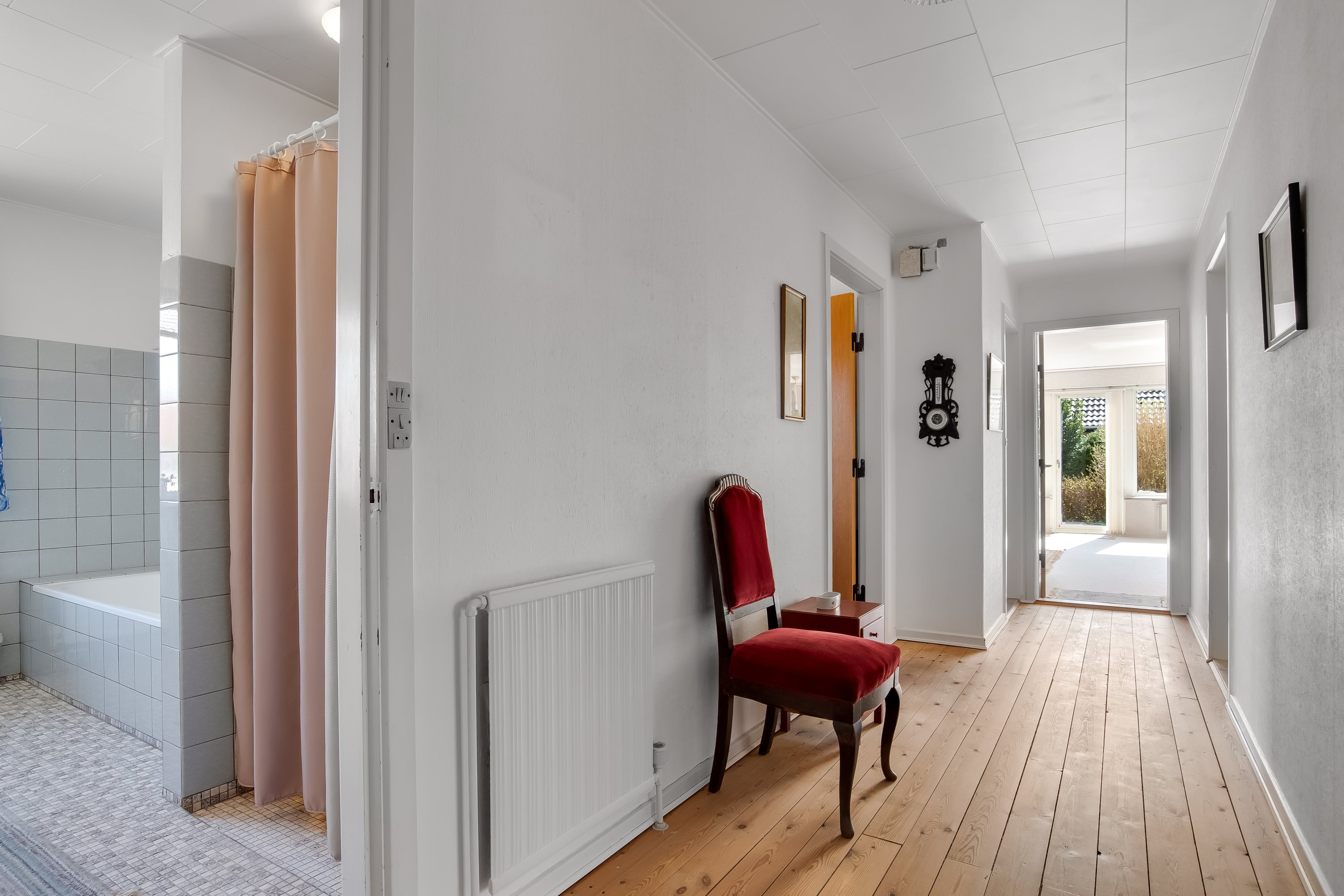 Fremhævet gang billede i fuldskærmstilstand. Billede af Nørlundvej 19, 7500 Holstebro