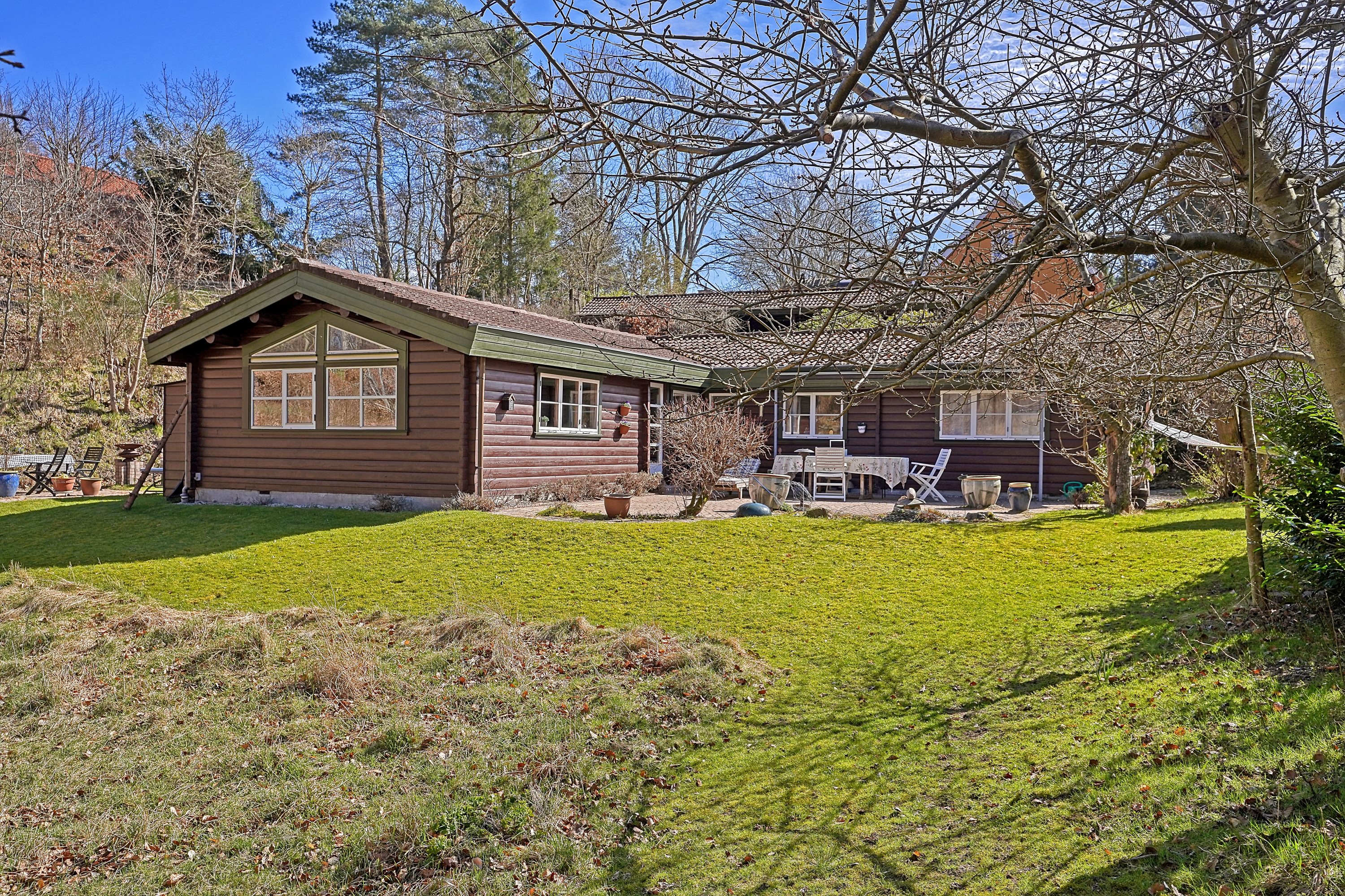 Villa: Ejendommen på Bukkardalen 8, Gadevang, 3400 Hillerød