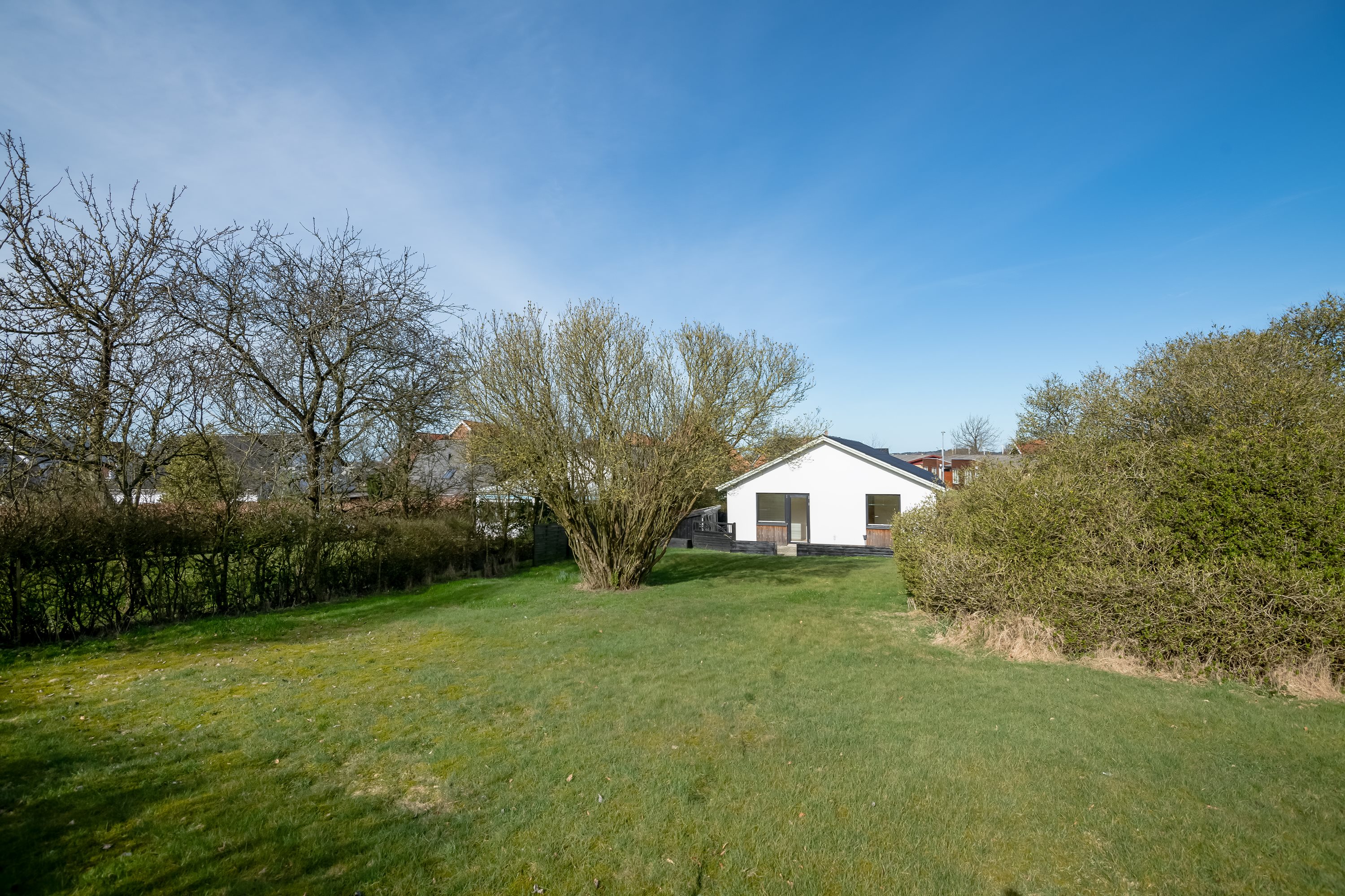 Fremhævet  billede i fuldskærmstilstand. Billede af Skråningen 2, 9830 Tårs