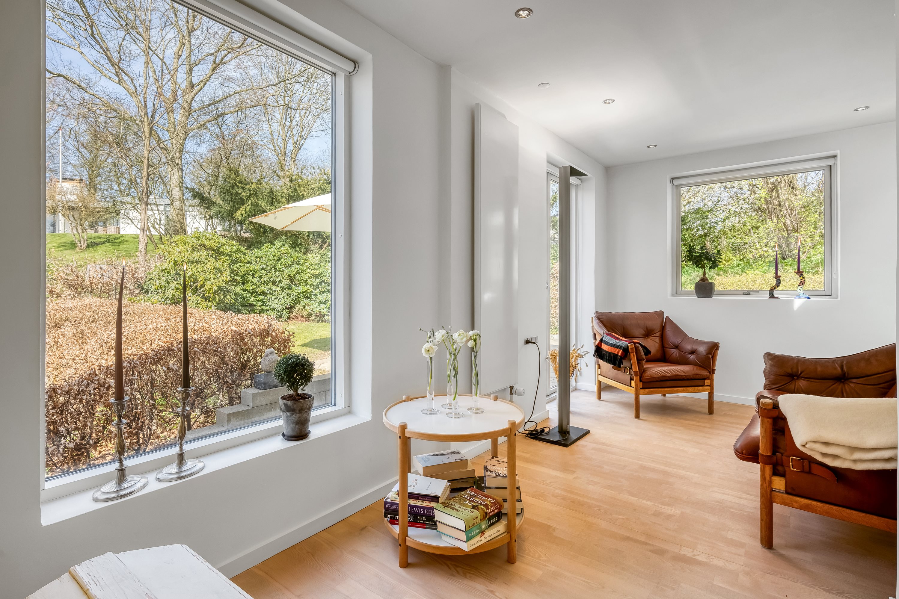 Fremhævet stue billede i fuldskærmstilstand. Billede af Granbakken 9, 7500 Holstebro