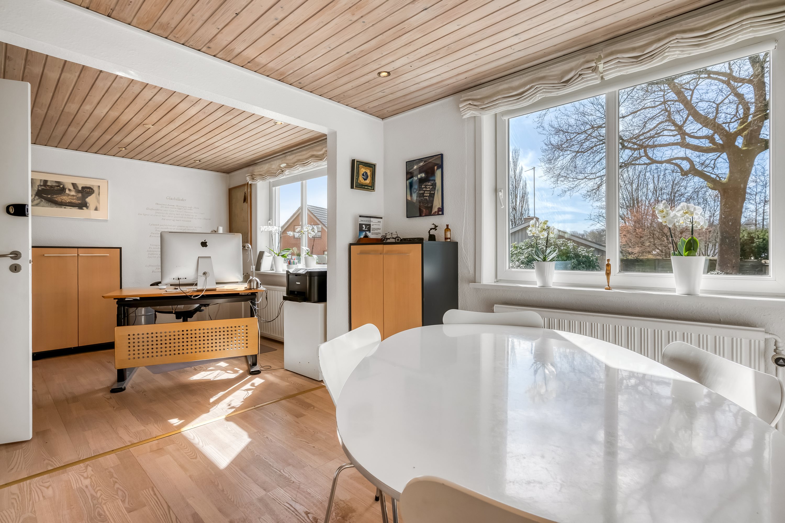 Fremhævet kontor billede i fuldskærmstilstand. Billede af Granbakken 9, 7500 Holstebro