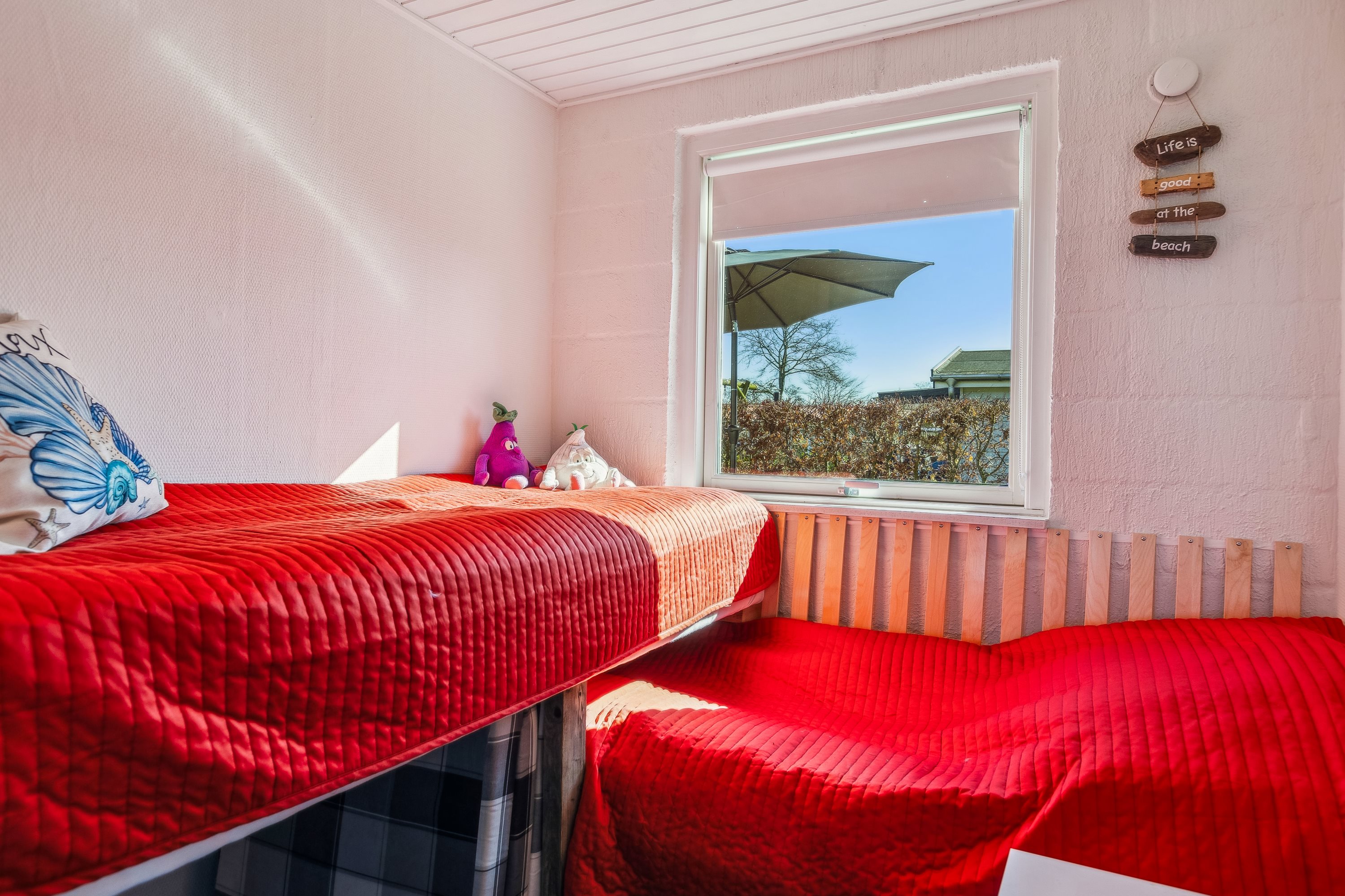 Fremhævet værelse billede i fuldskærmstilstand. Billede af Rønnevænget 15, Tørresø Strand, 5450 Otterup