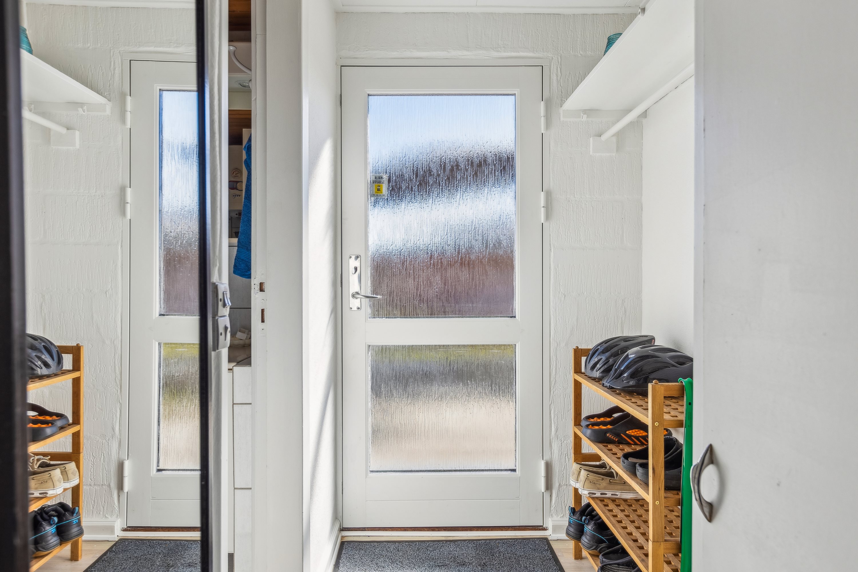 Fremhævet entré billede i fuldskærmstilstand. Billede af Rønnevænget 15, Tørresø Strand, 5450 Otterup