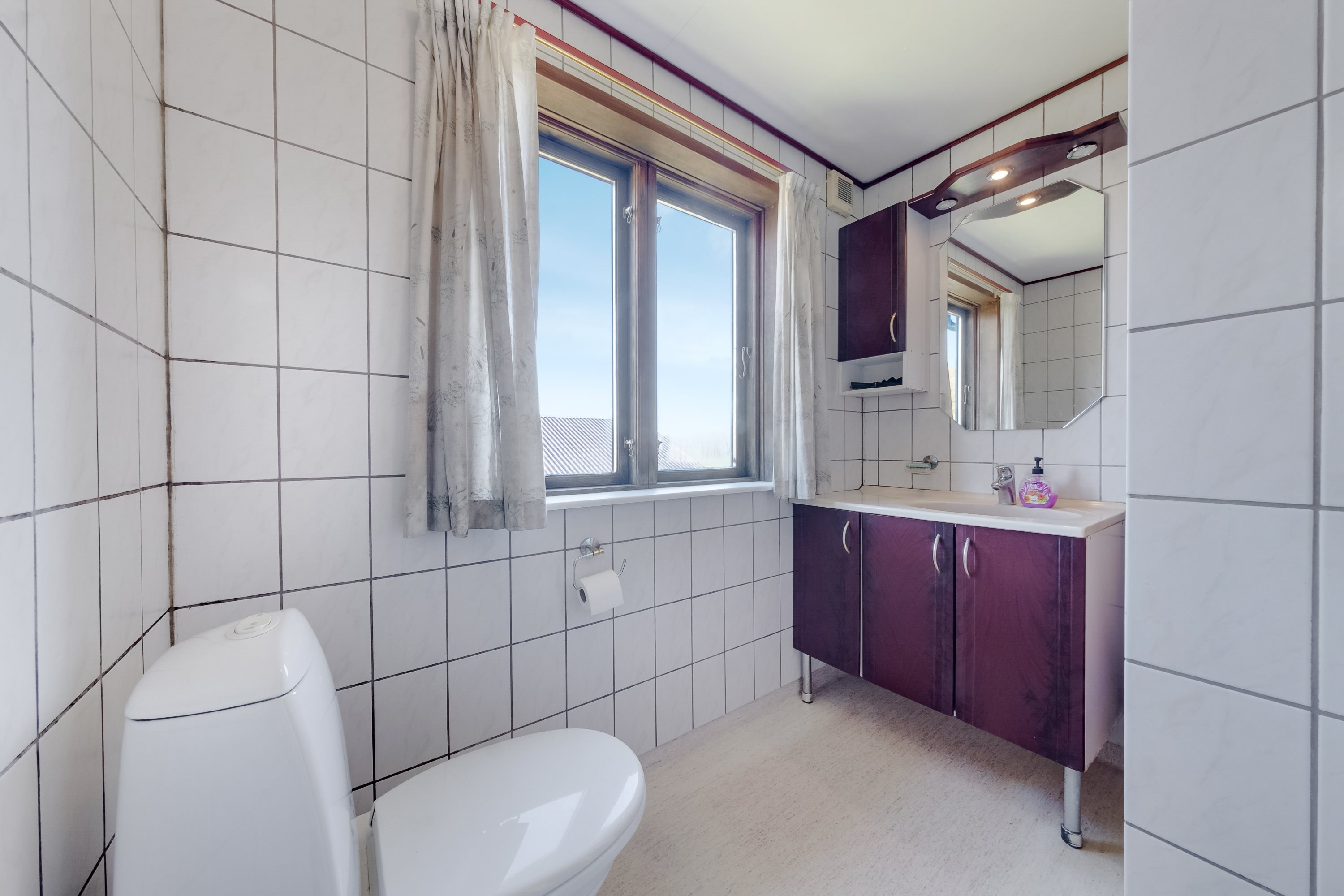 Fremhævet badeværelse billede i fuldskærmstilstand. Billede af Akkerupvej 70, 5683 Haarby